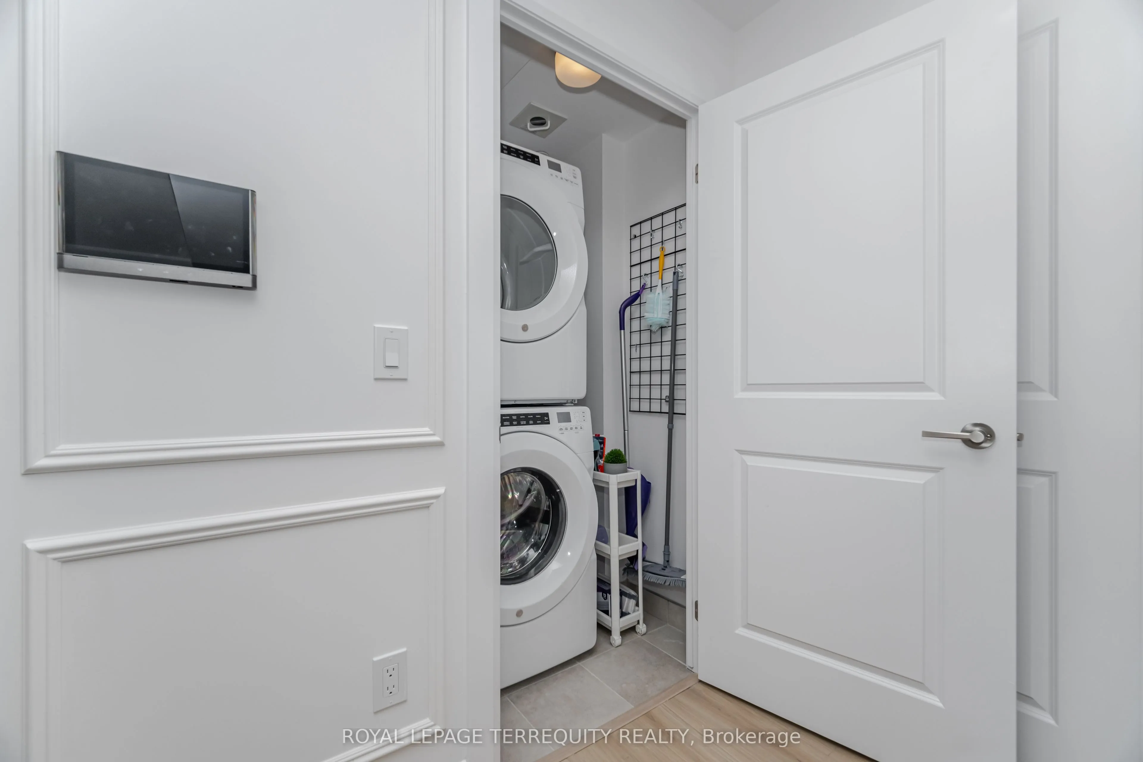 3240 William Coltson Avenue, #515