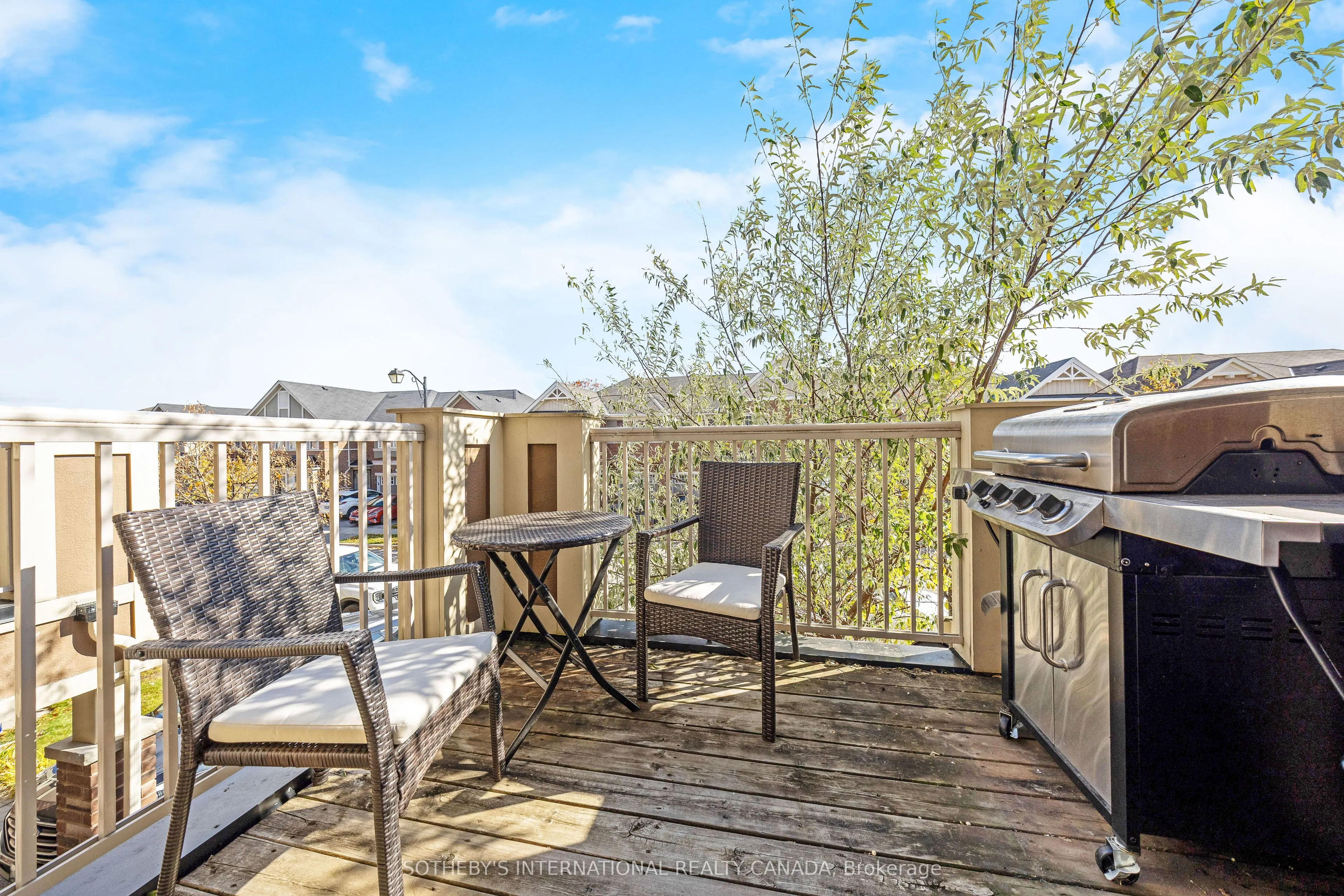 1619 Gainer Crescent