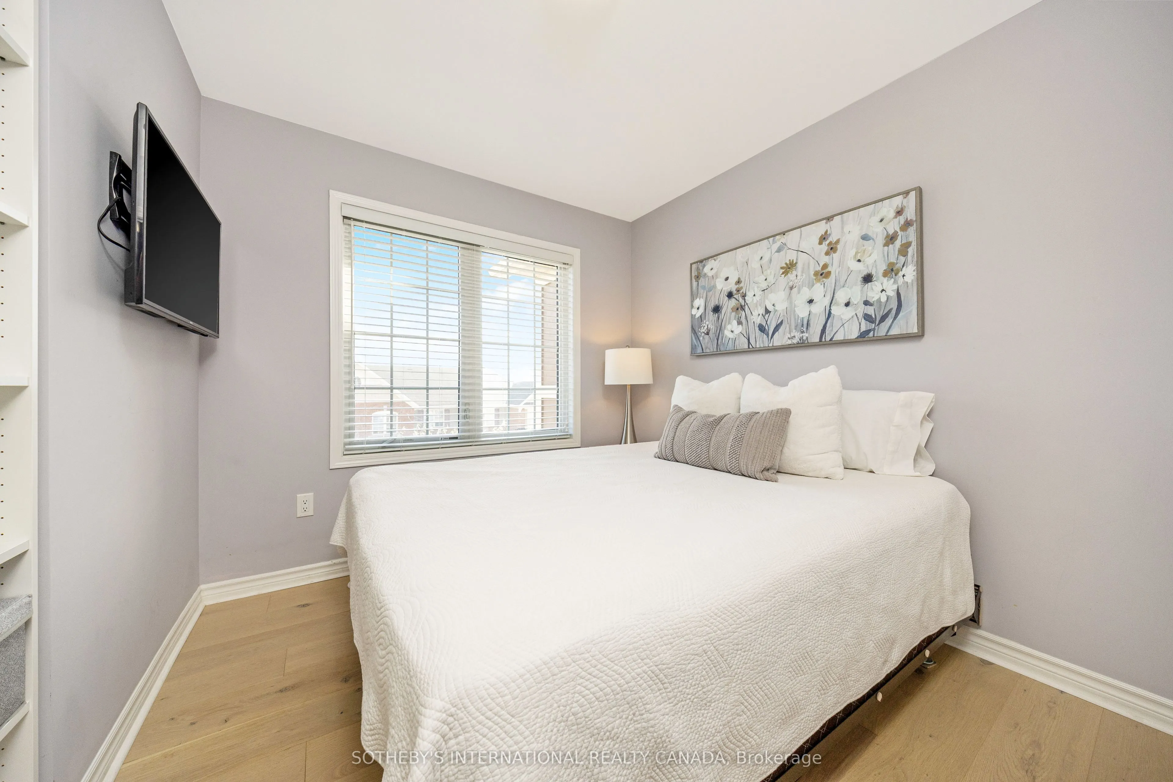 1619 Gainer Crescent