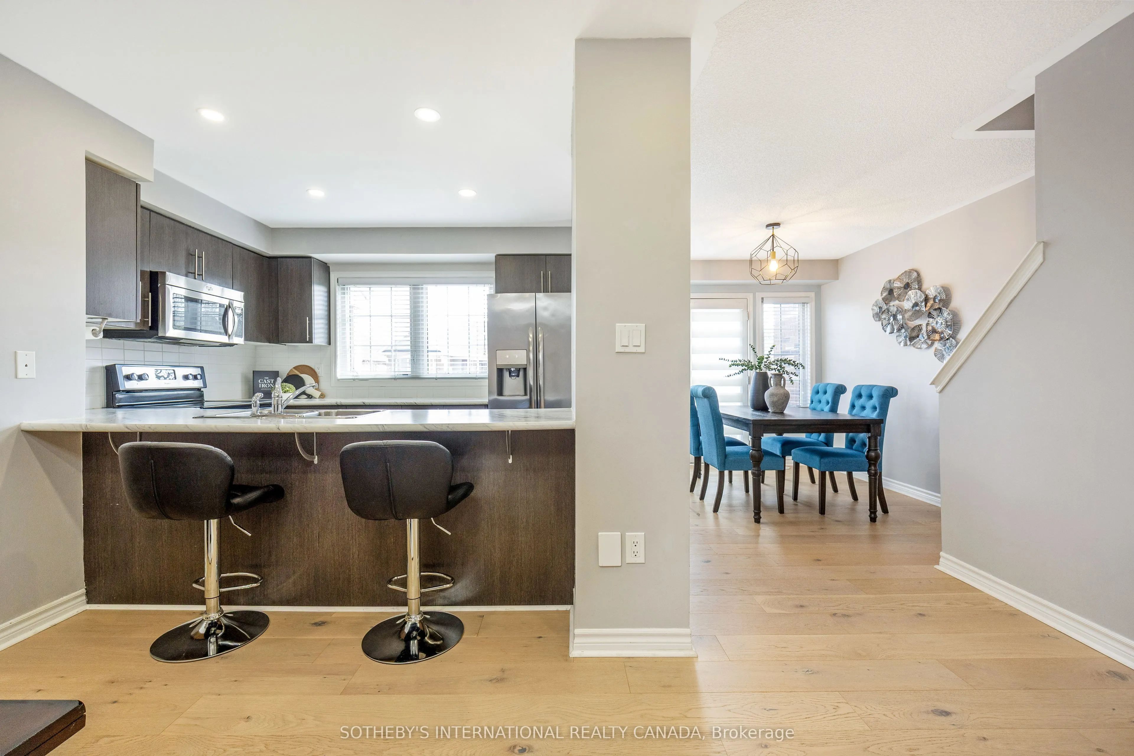 1619 Gainer Crescent