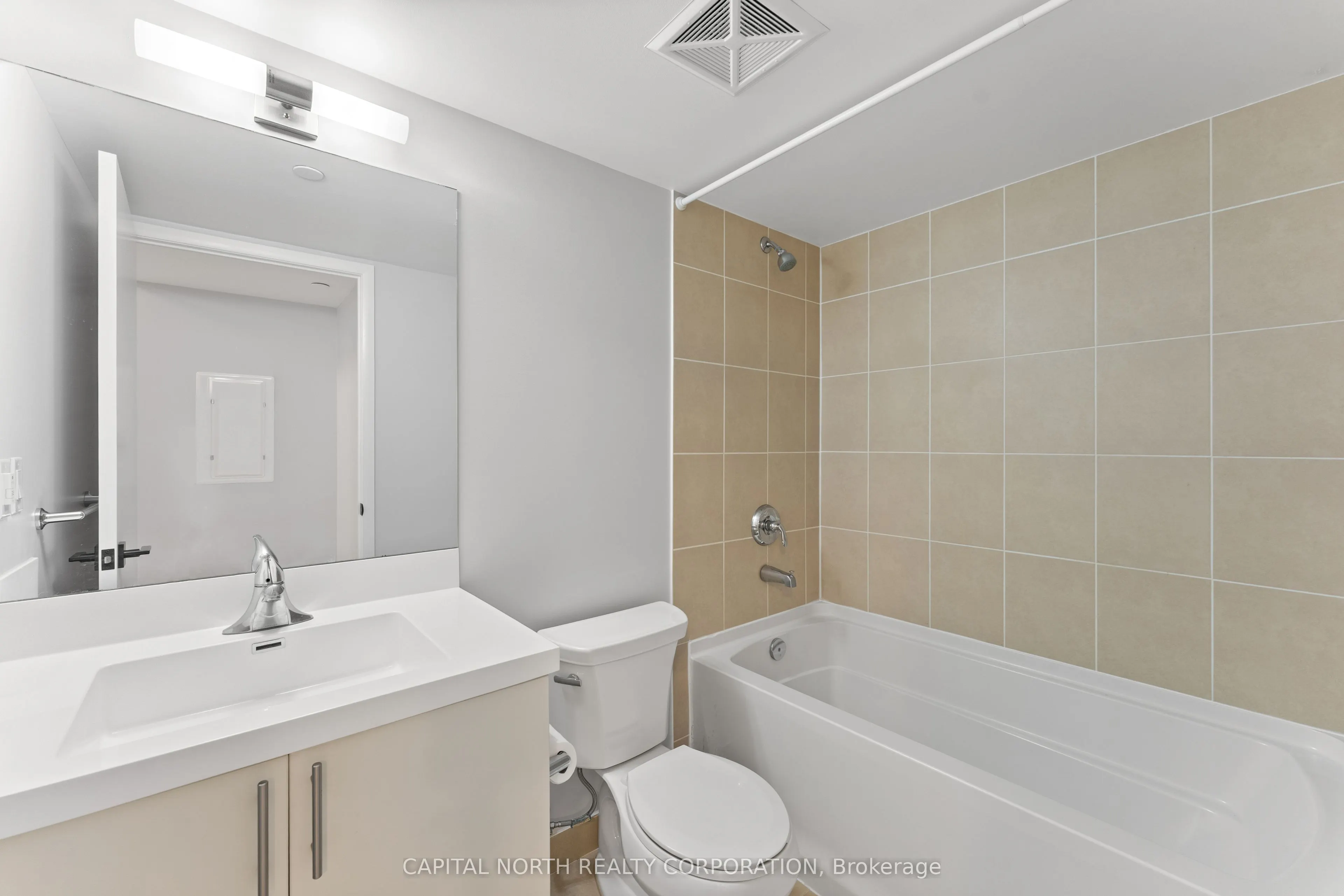 3091 Dufferin Street, #433