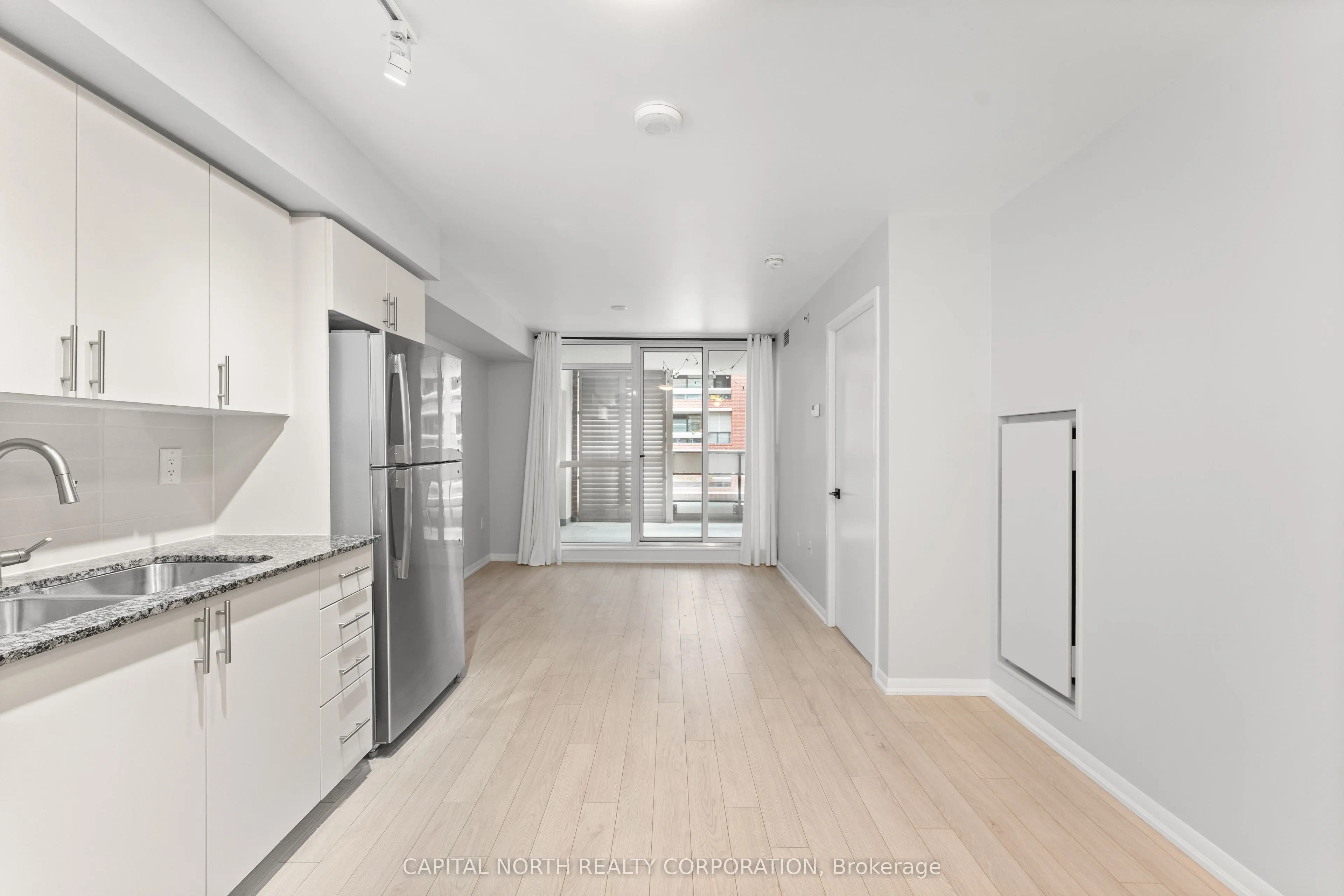 3091 Dufferin Street, #433