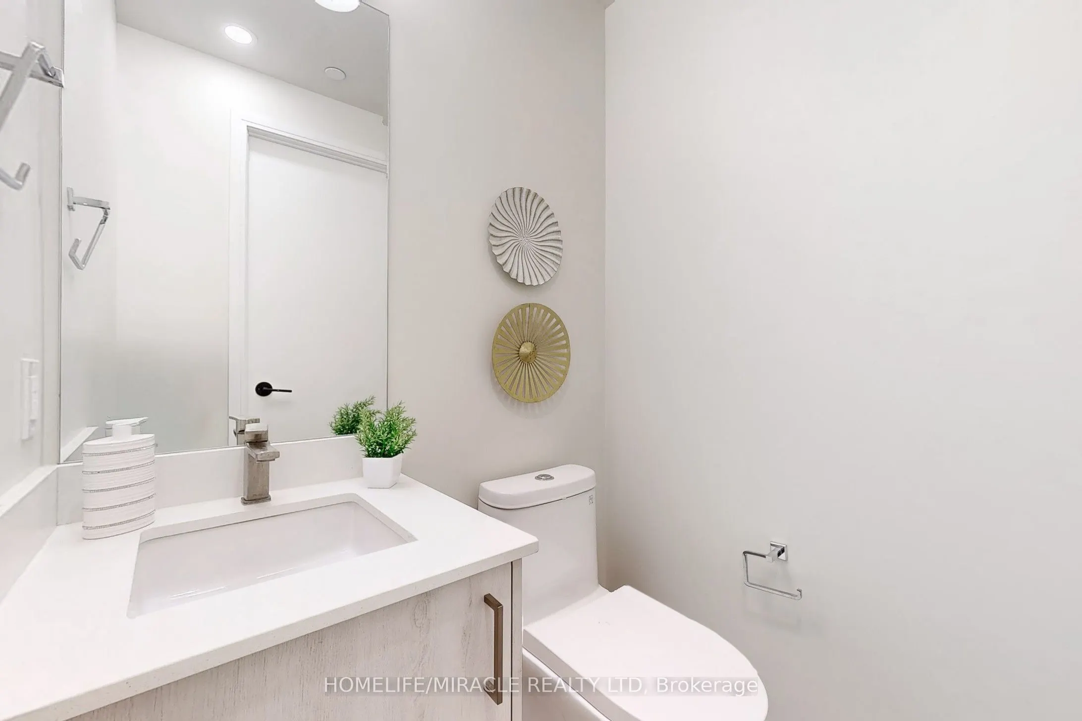 8010 Derry Road, #604