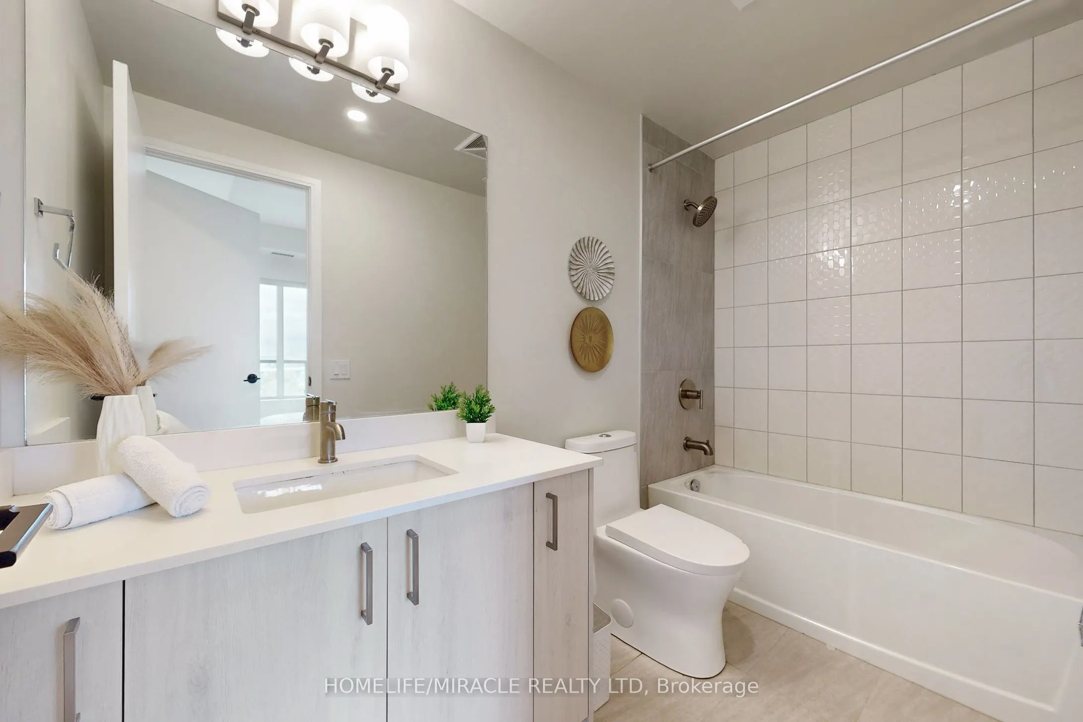 8010 Derry Road, #604