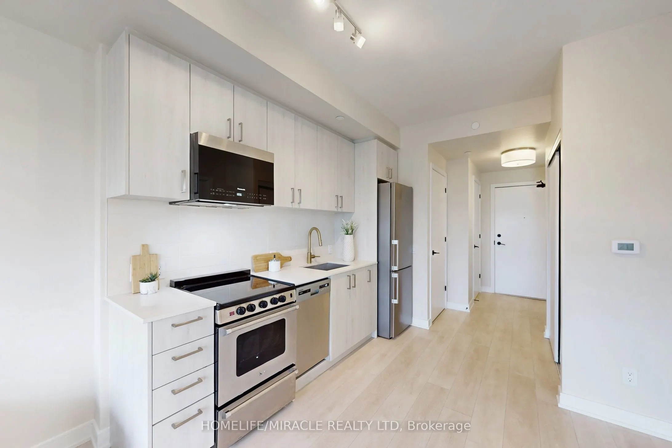 8010 Derry Road, #604