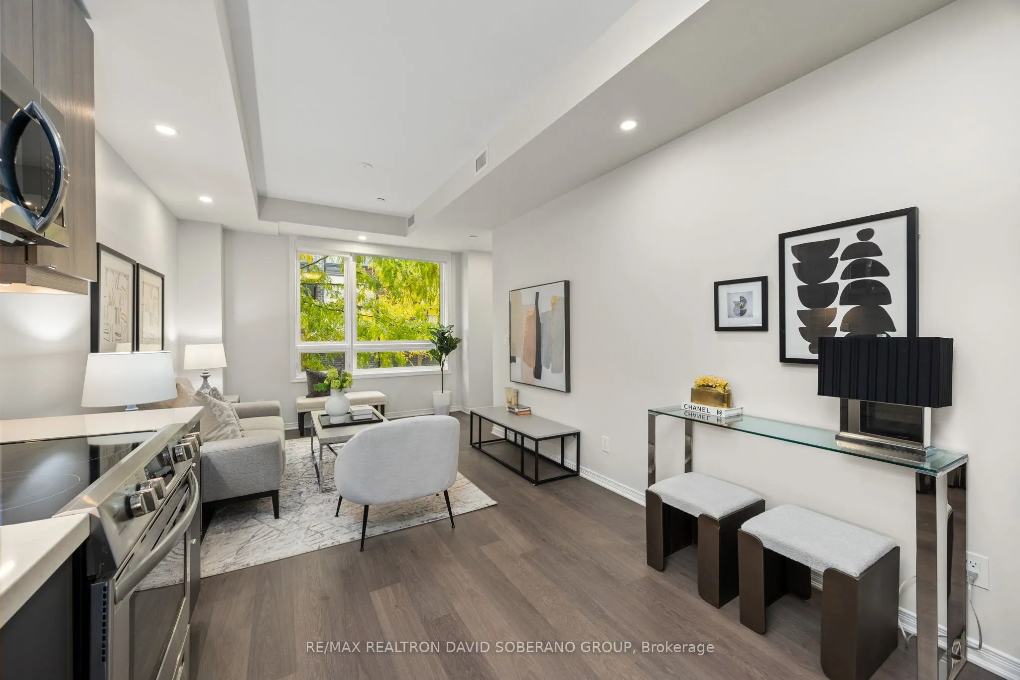 1120 Briar Hill Avenue, #202