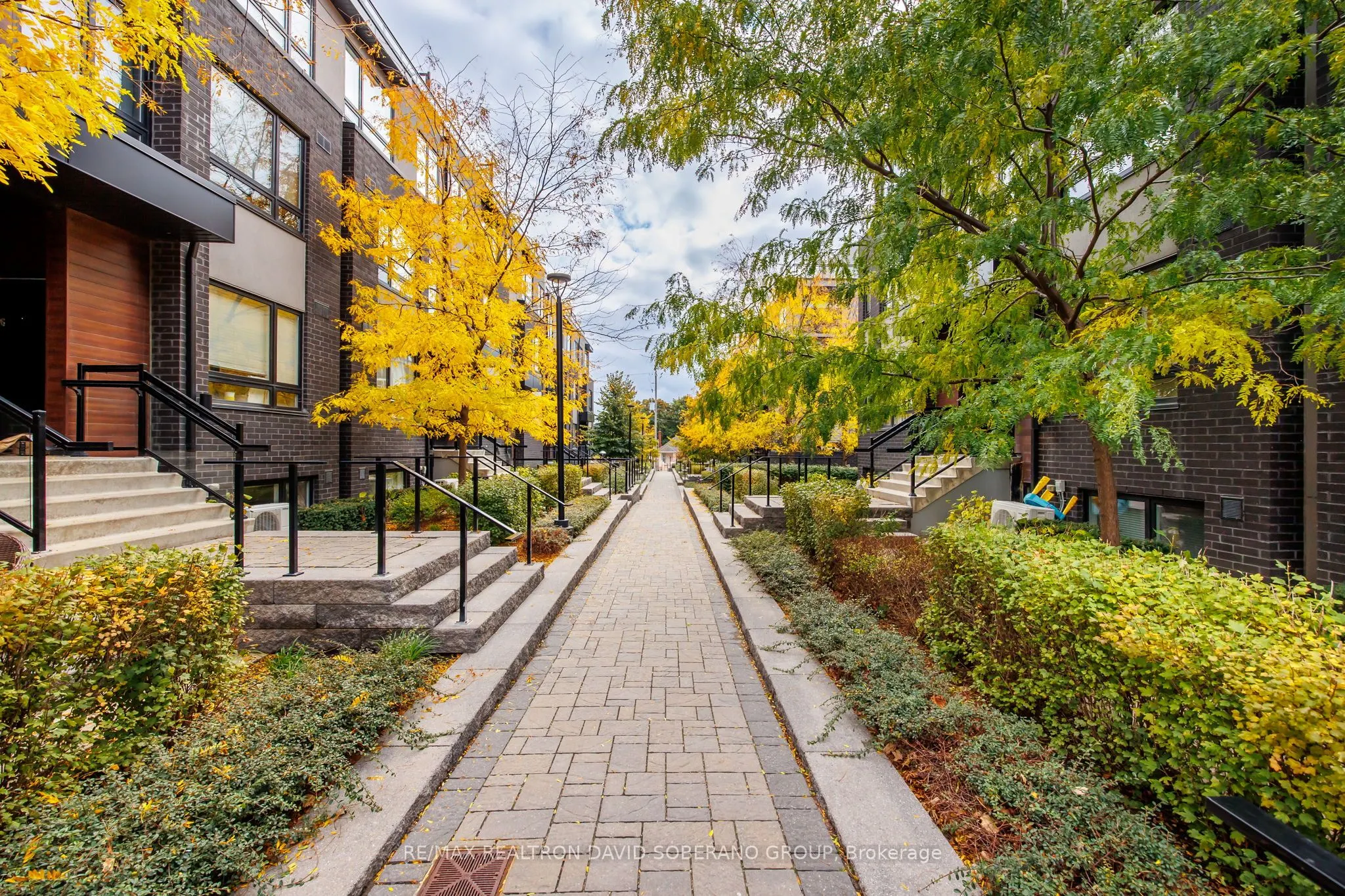 1120 Briar Hill Avenue, #202