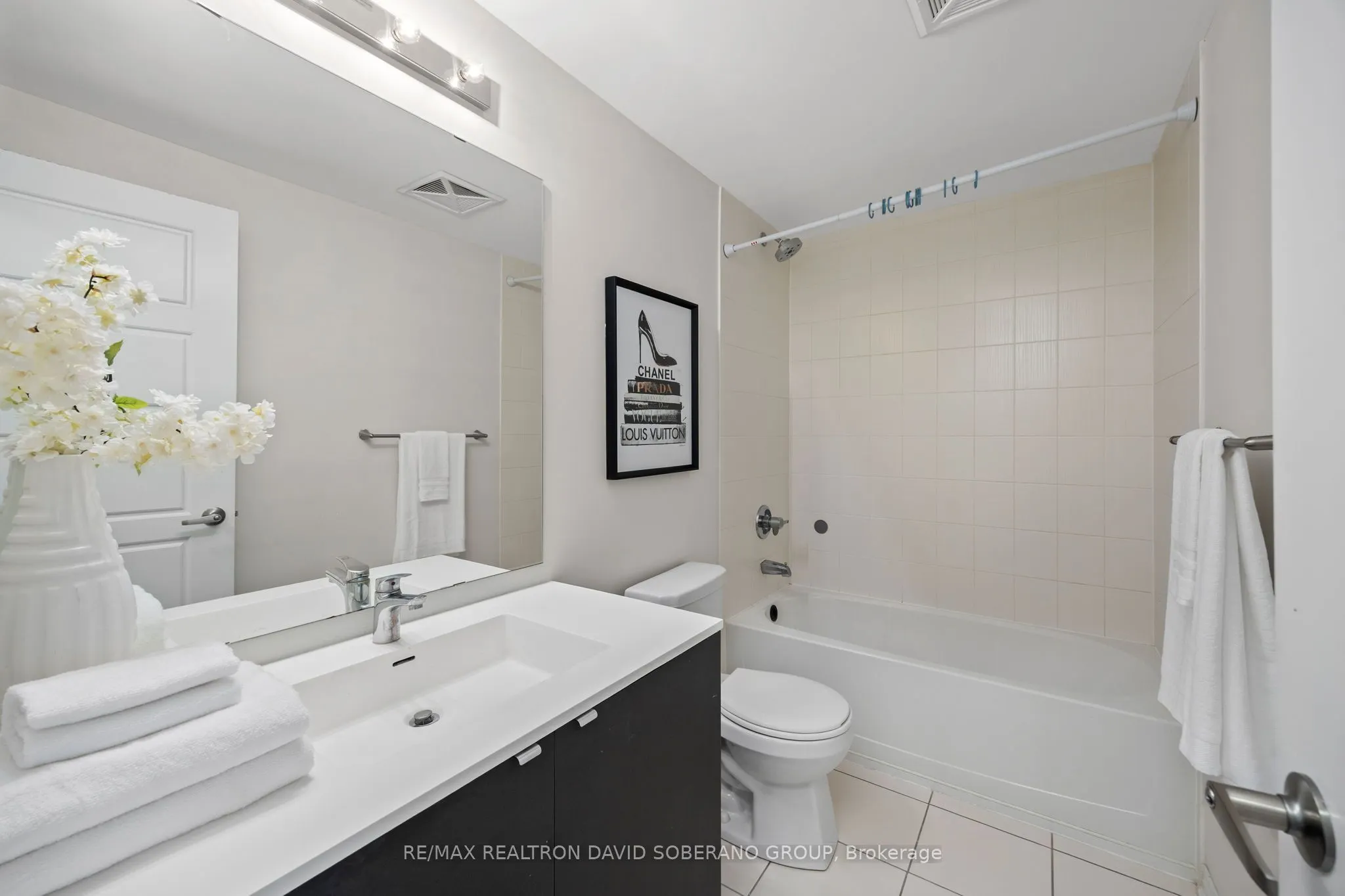 1120 Briar Hill Avenue, #202