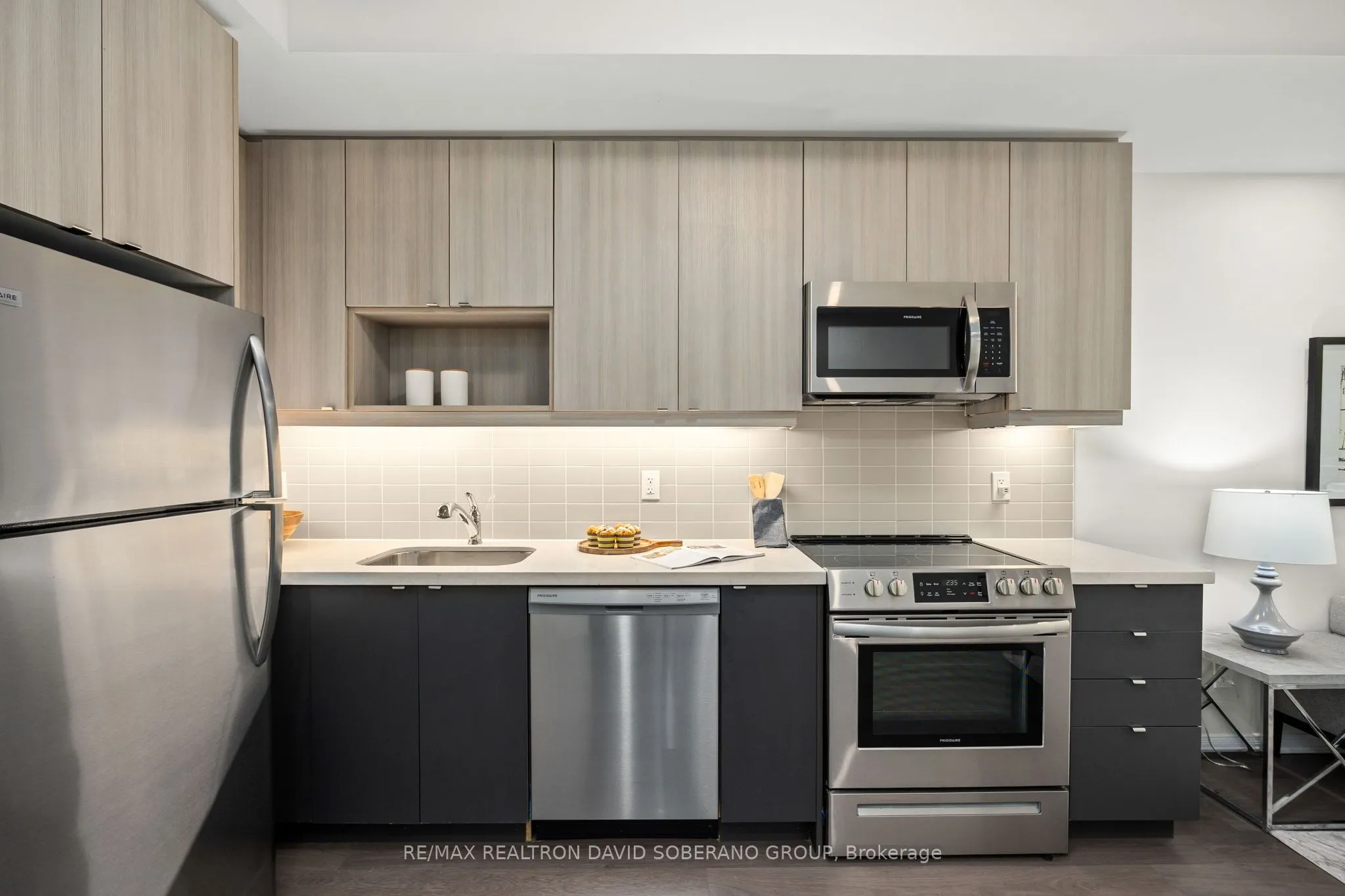 1120 Briar Hill Avenue, #202