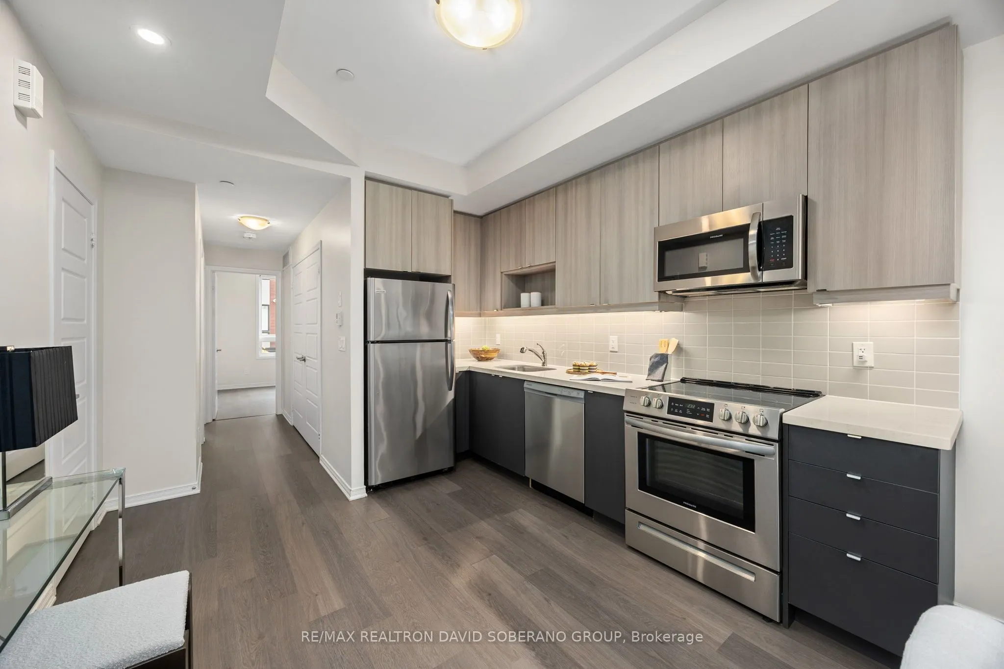 1120 Briar Hill Avenue, #202