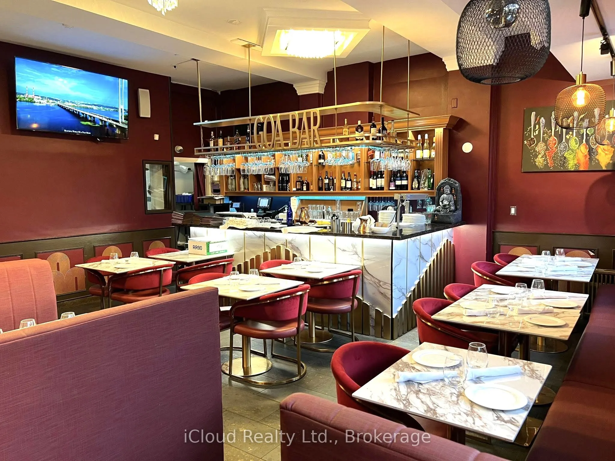 231 Lakeshore Road E