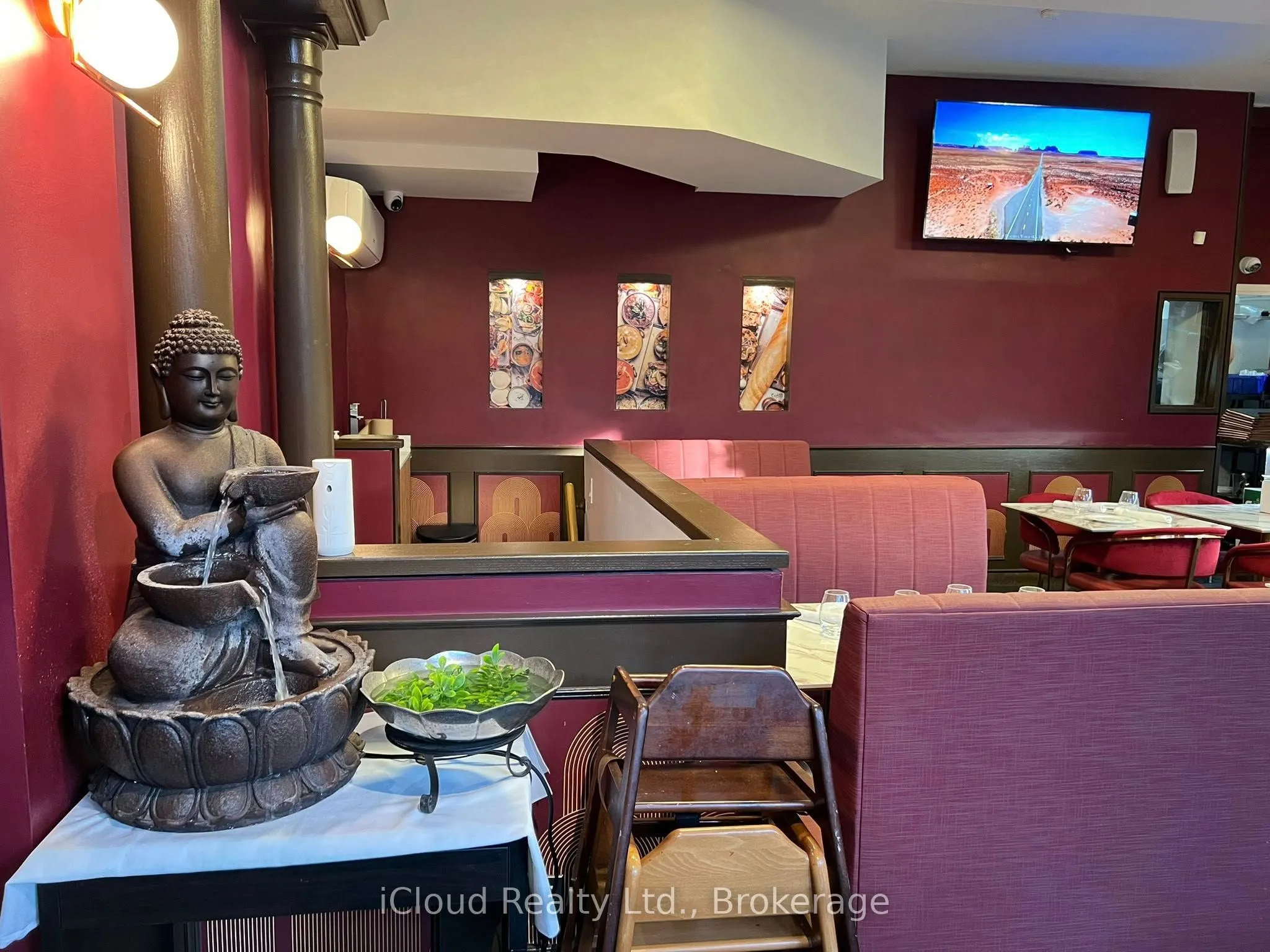 231 Lakeshore Road E