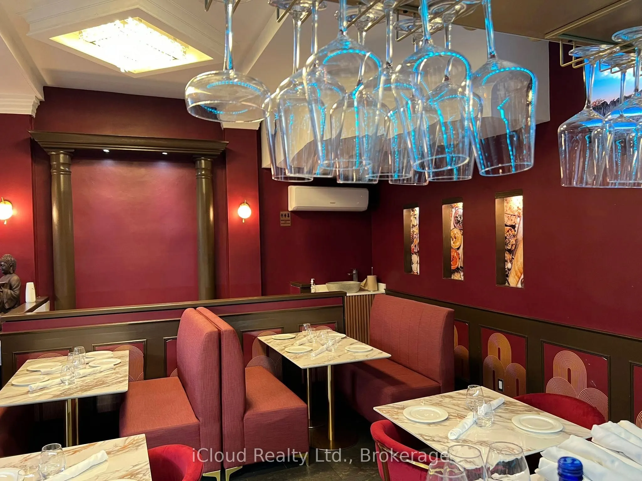 231 Lakeshore Road E