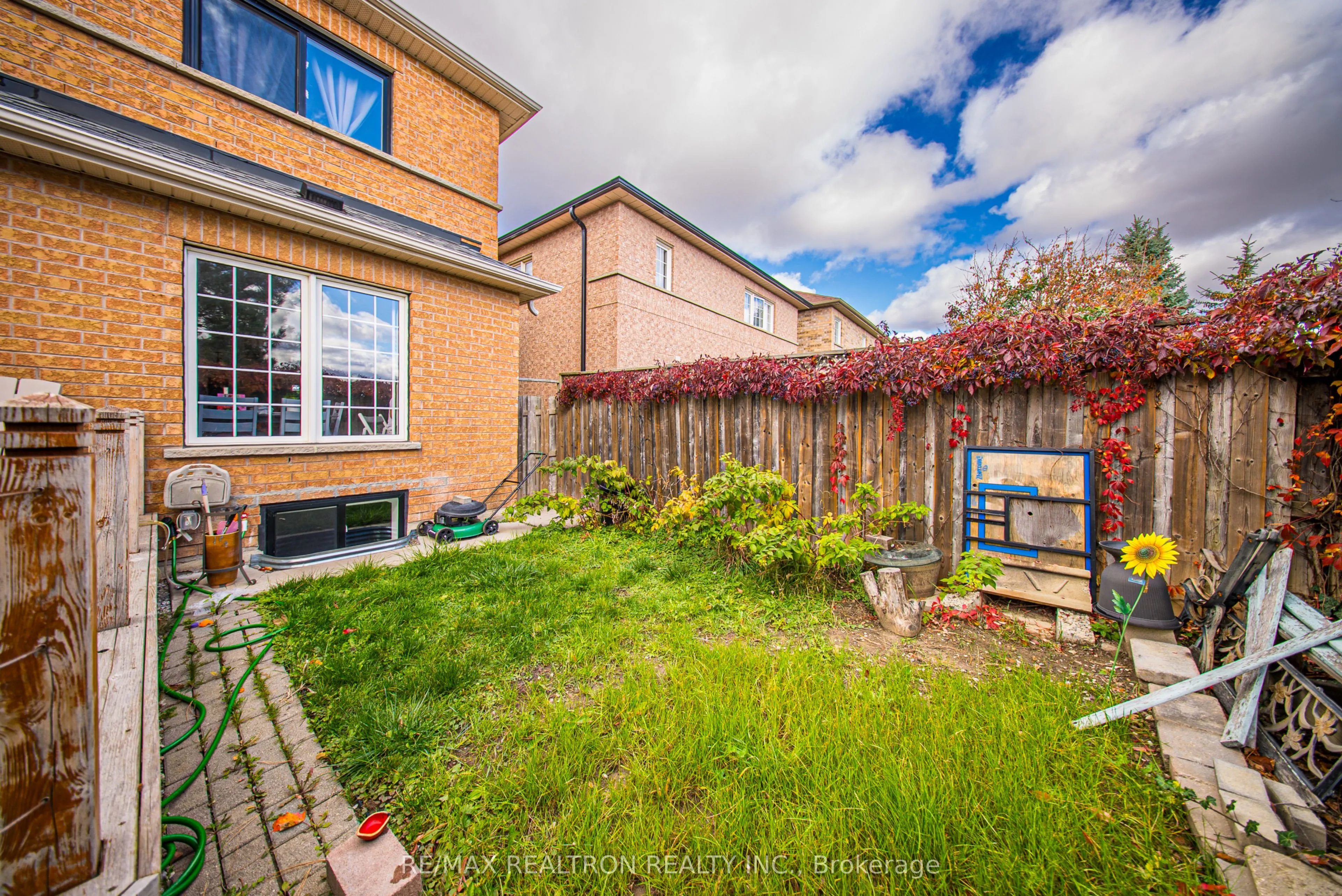 23 Sewells Lane, #Lower