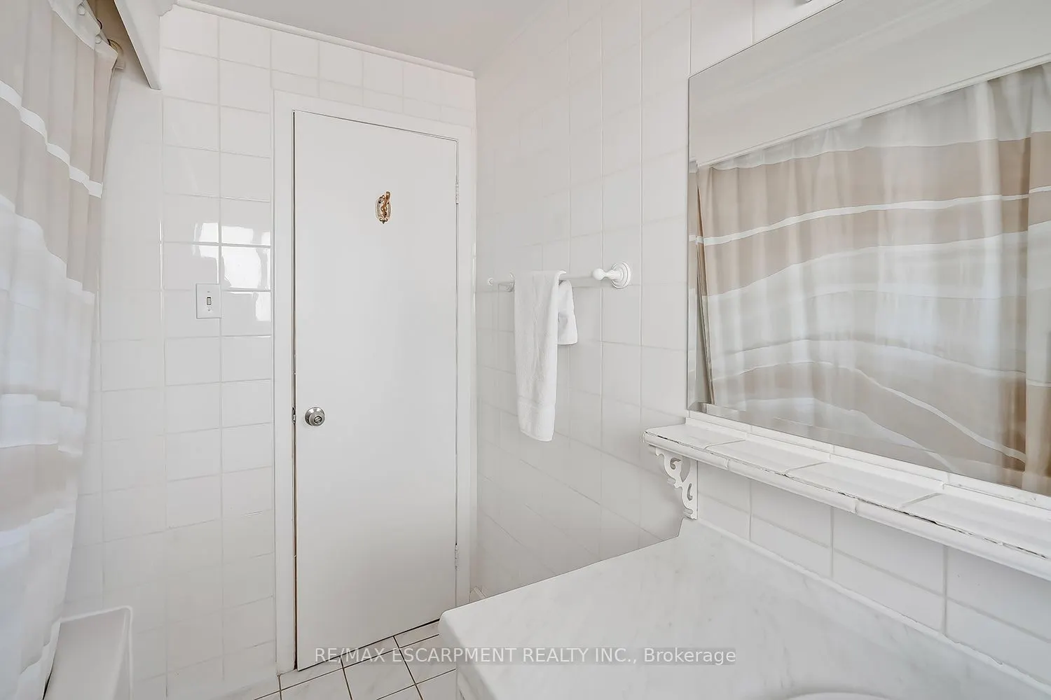 652 Ardleigh Crescent