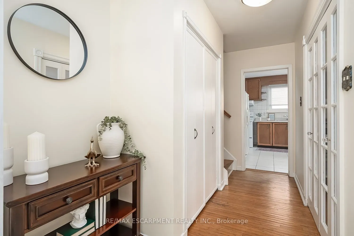 652 Ardleigh Crescent