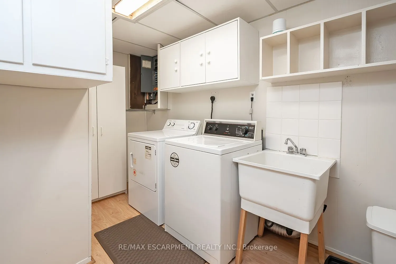 652 Ardleigh Crescent