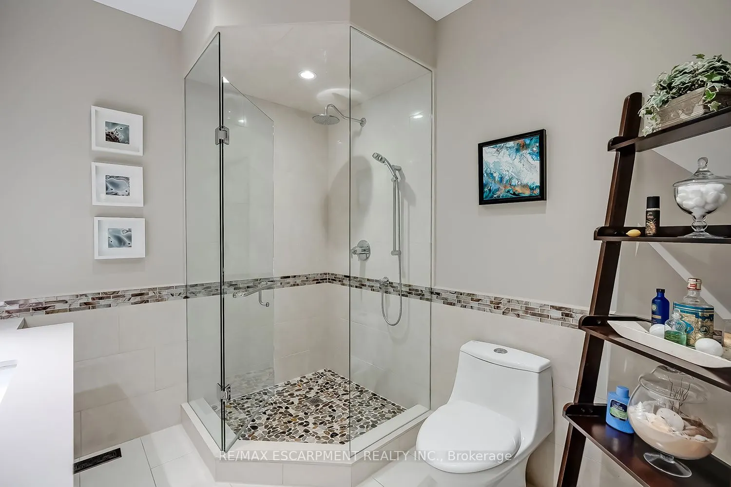 4304 Taywood Drive, #3