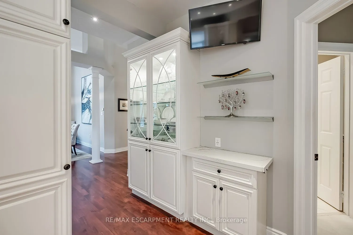 4304 Taywood Drive, #3