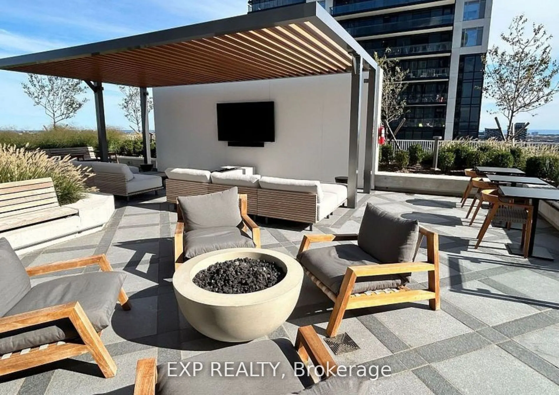 3240 William Colston Avenue, #1112