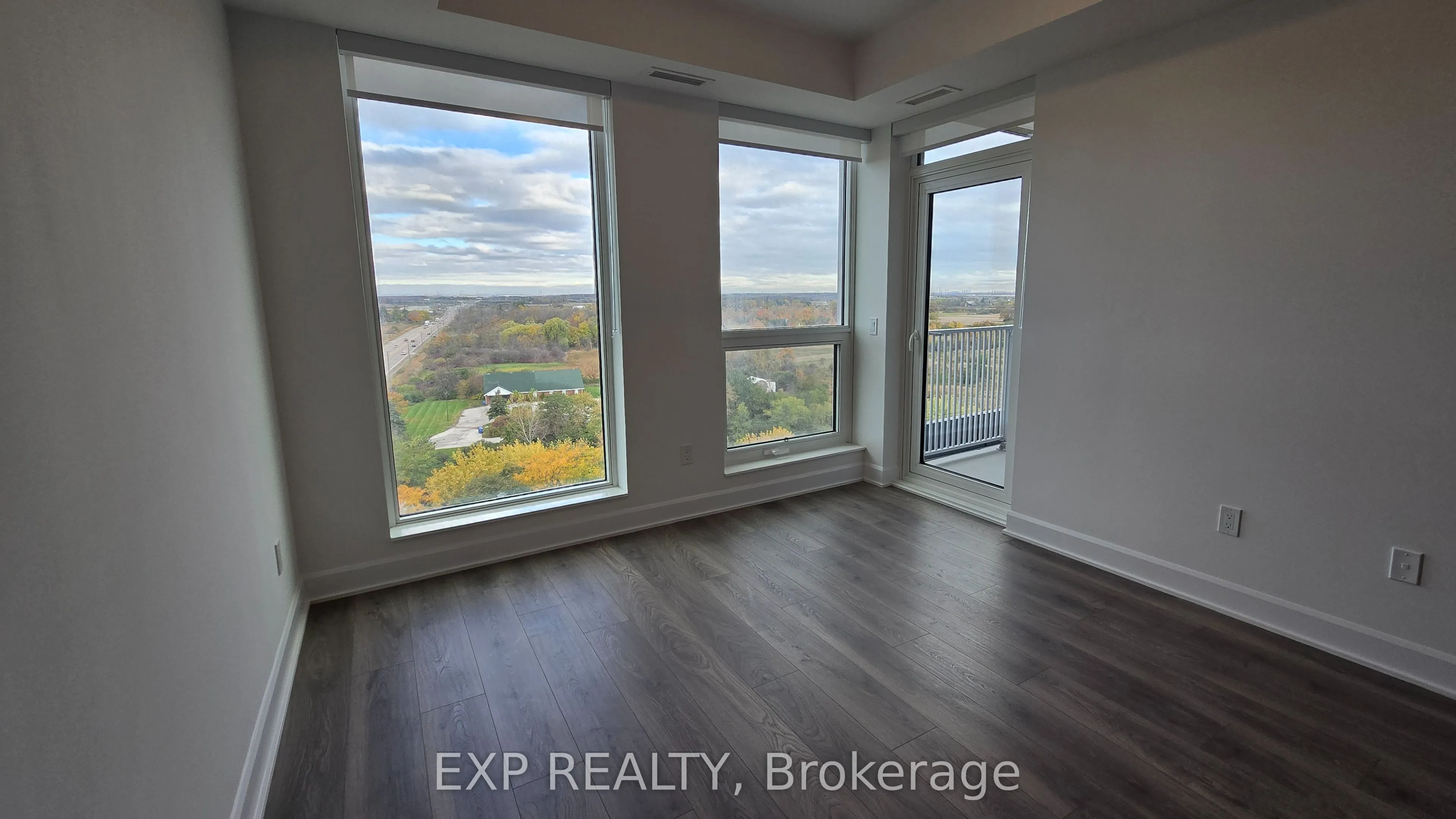 3240 William Colston Avenue, #1112