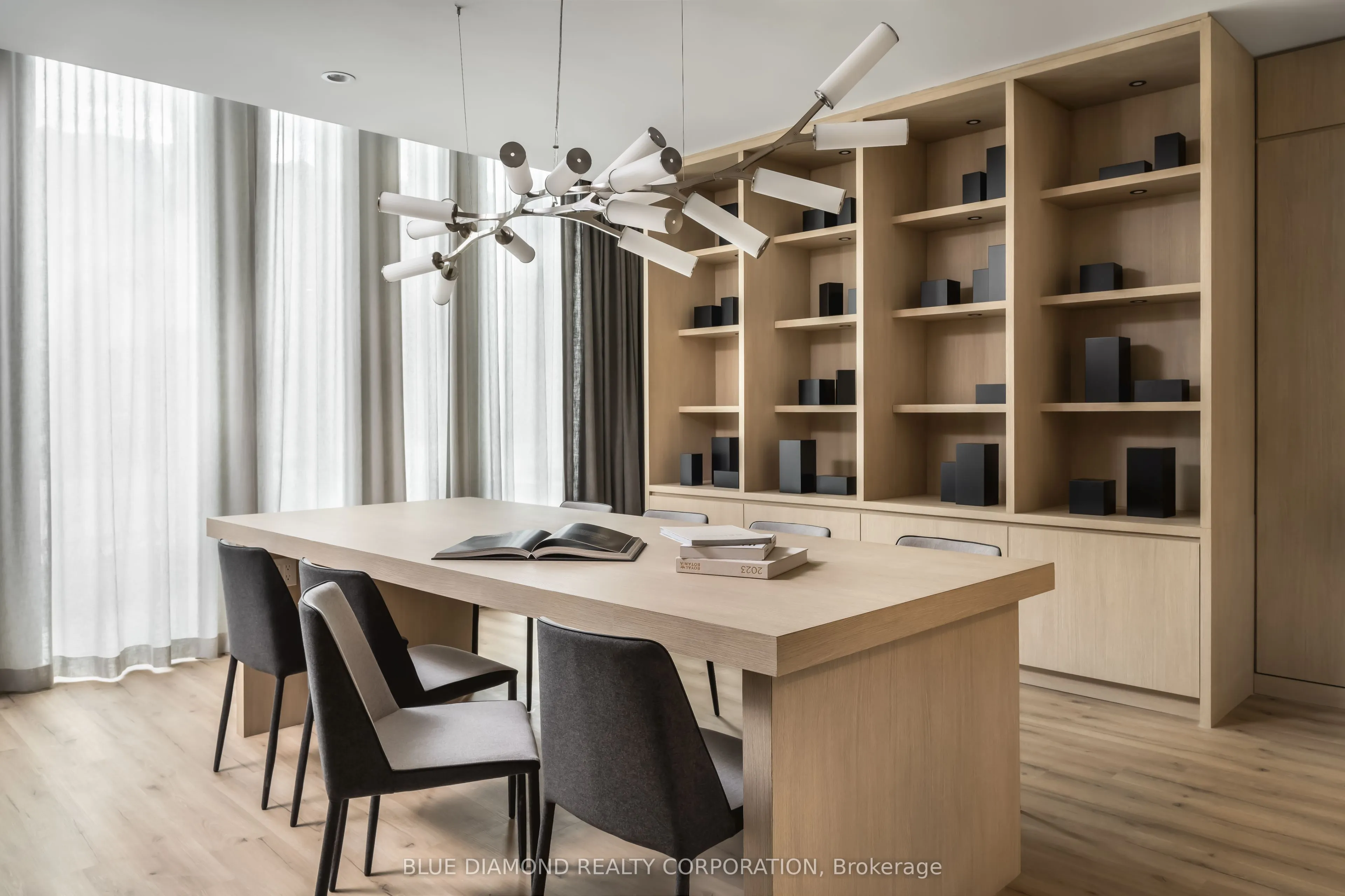 225 VETERANS Drive, #704