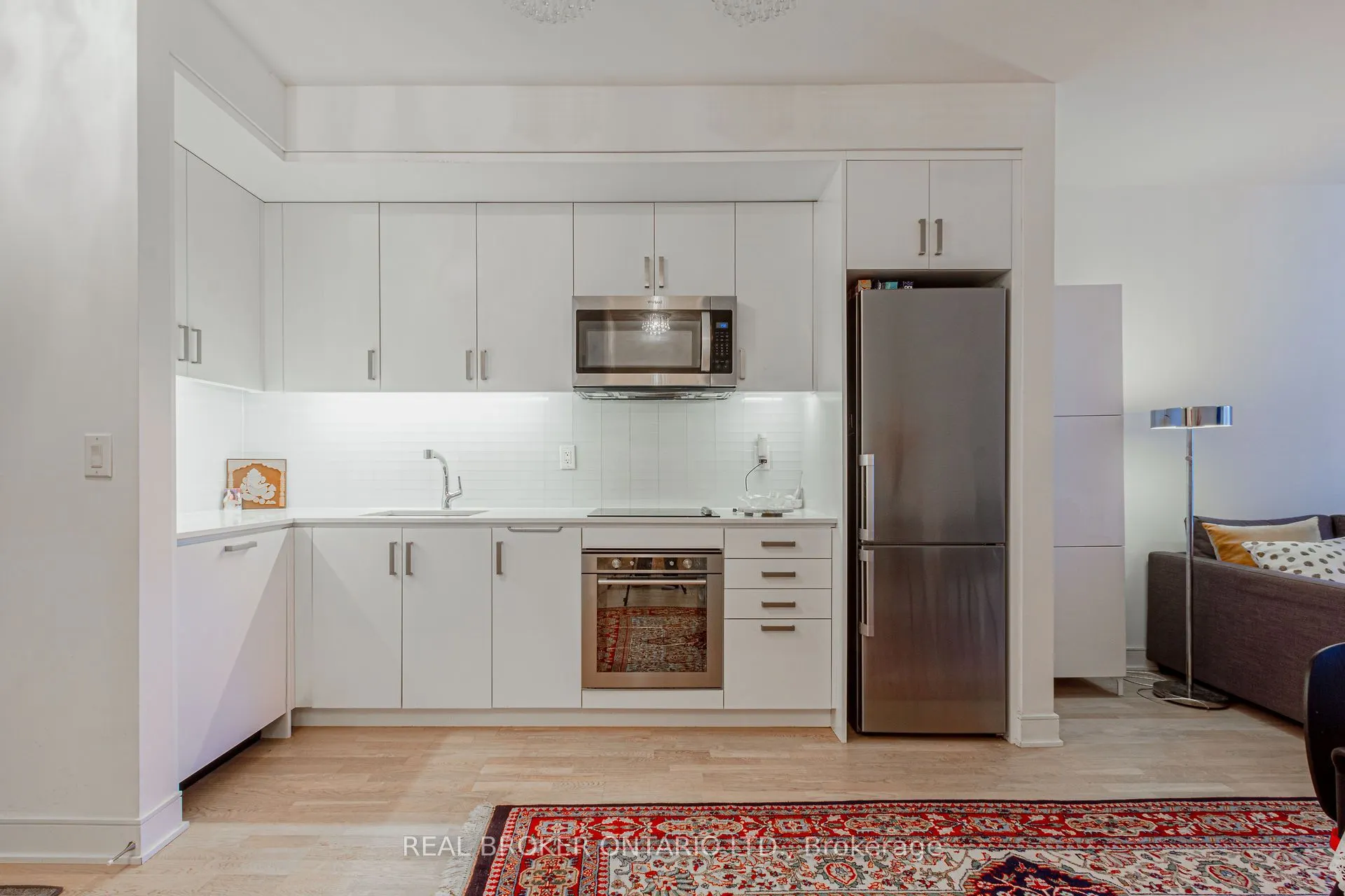 1575 Lakeshore Road, #161