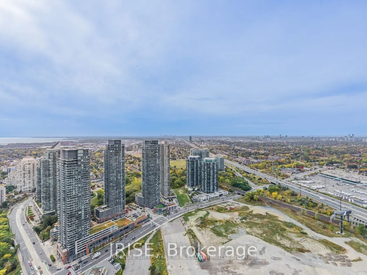 70 Annie Craig Drive, #5407