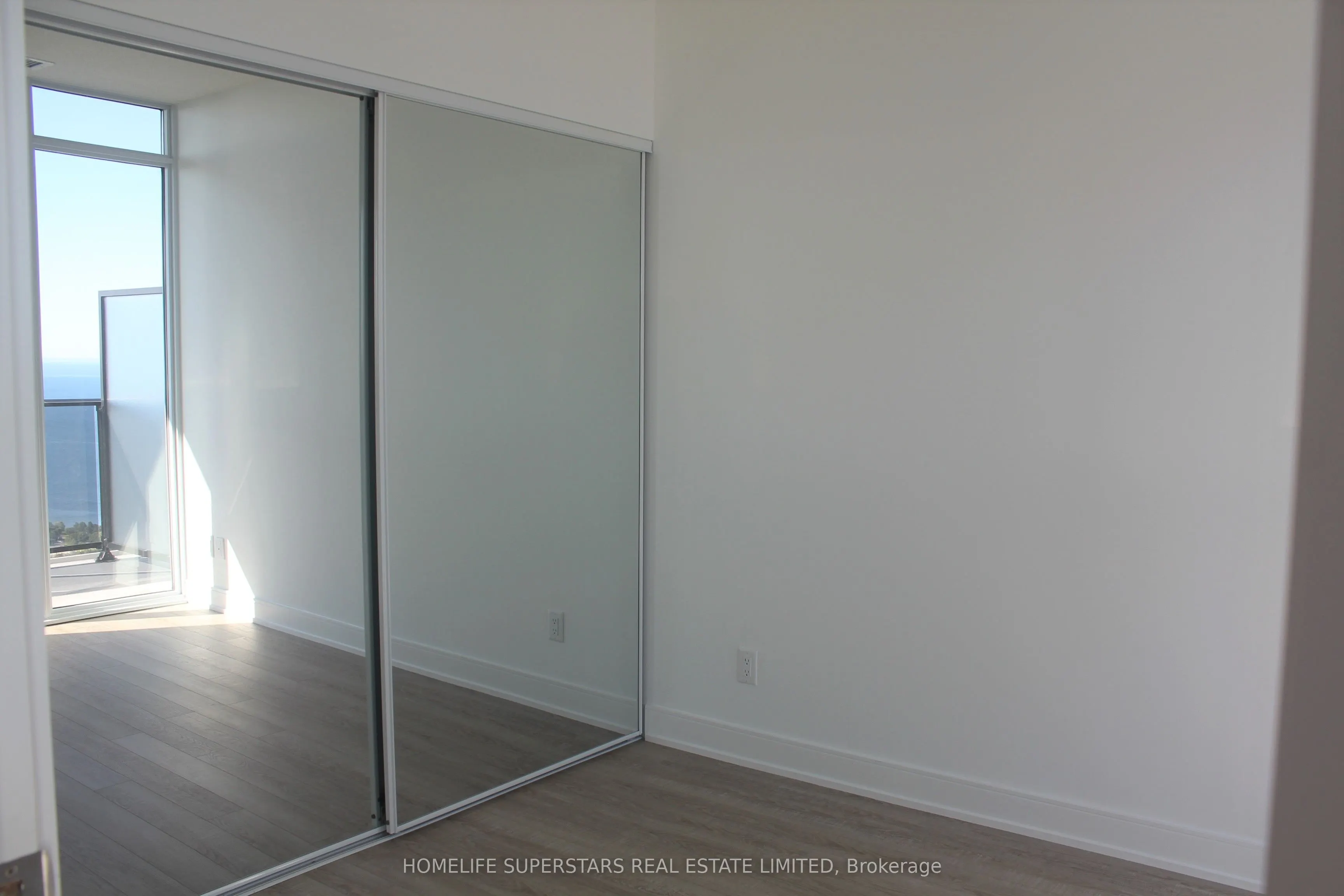 70 Annie Craig Drive, #5407