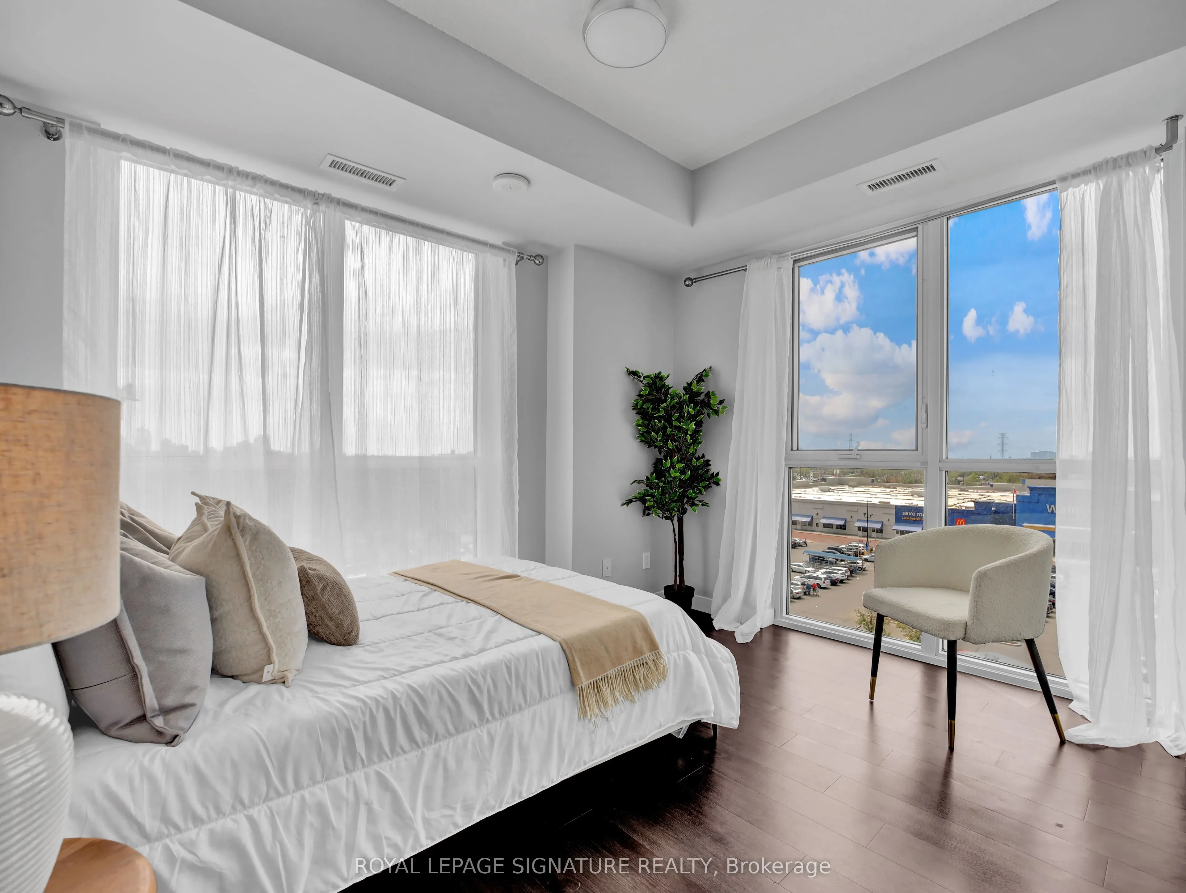 2081 Fairview Street, #610