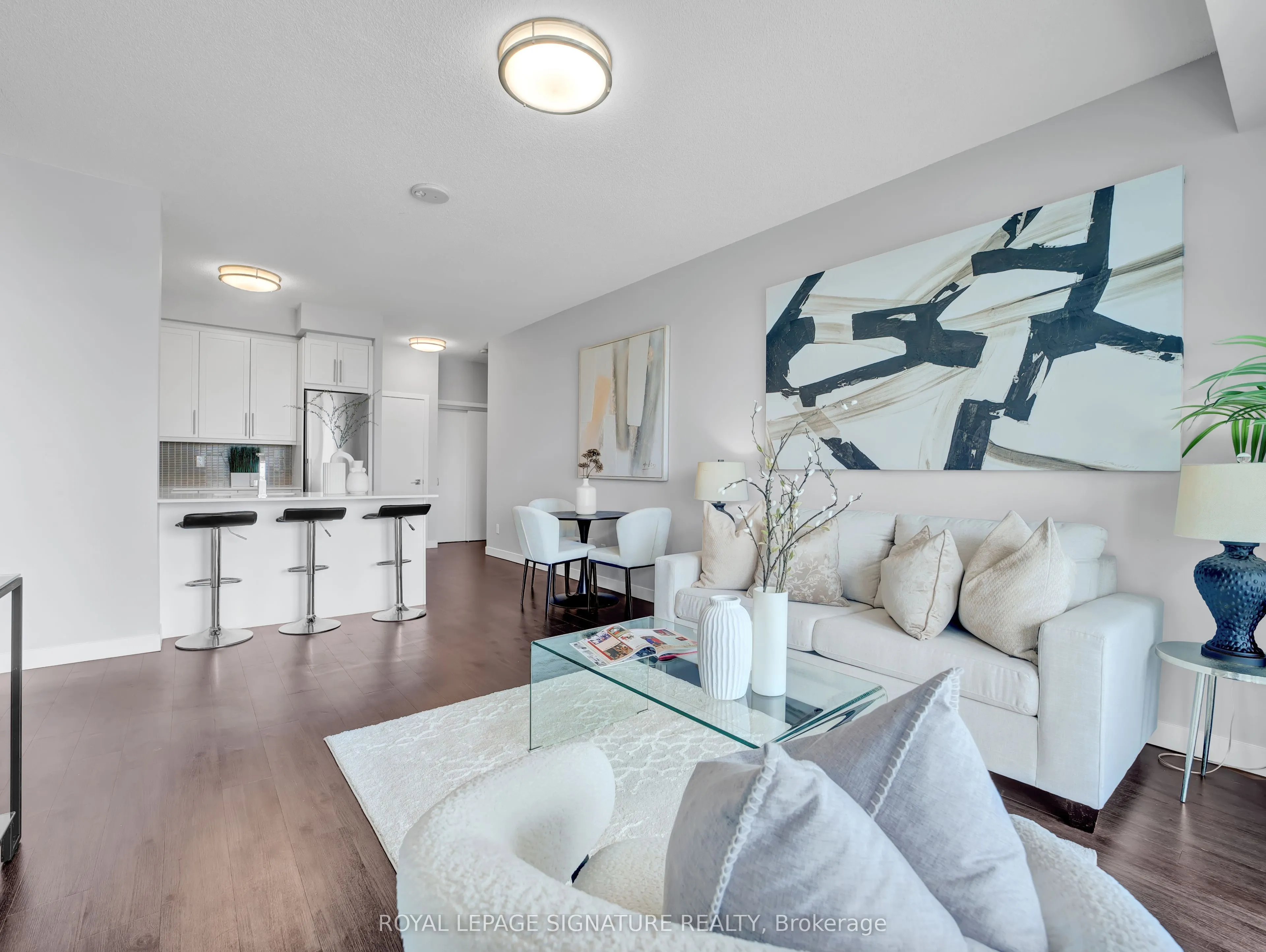 2081 Fairview Street, #610