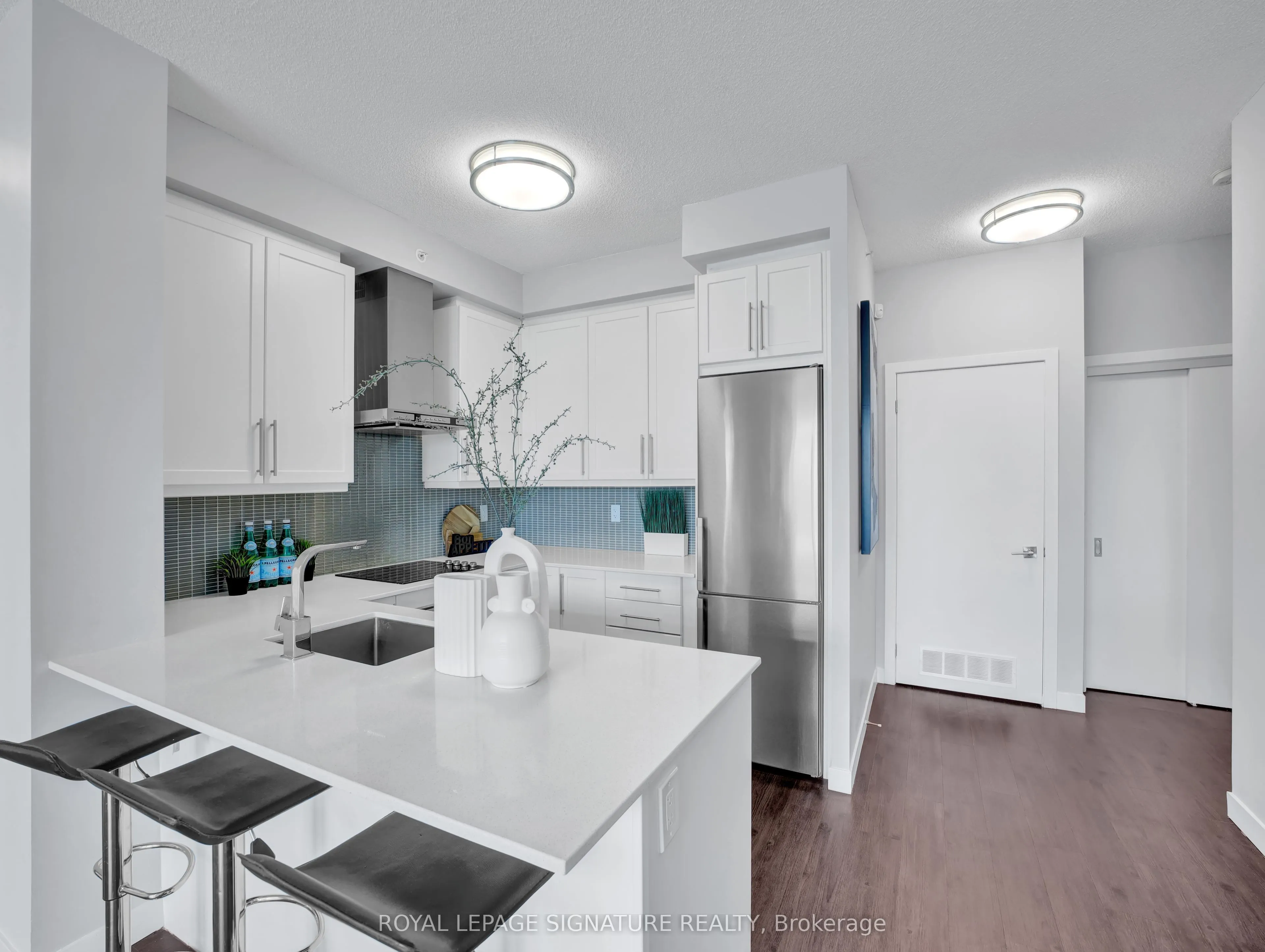 2081 Fairview Street, #610