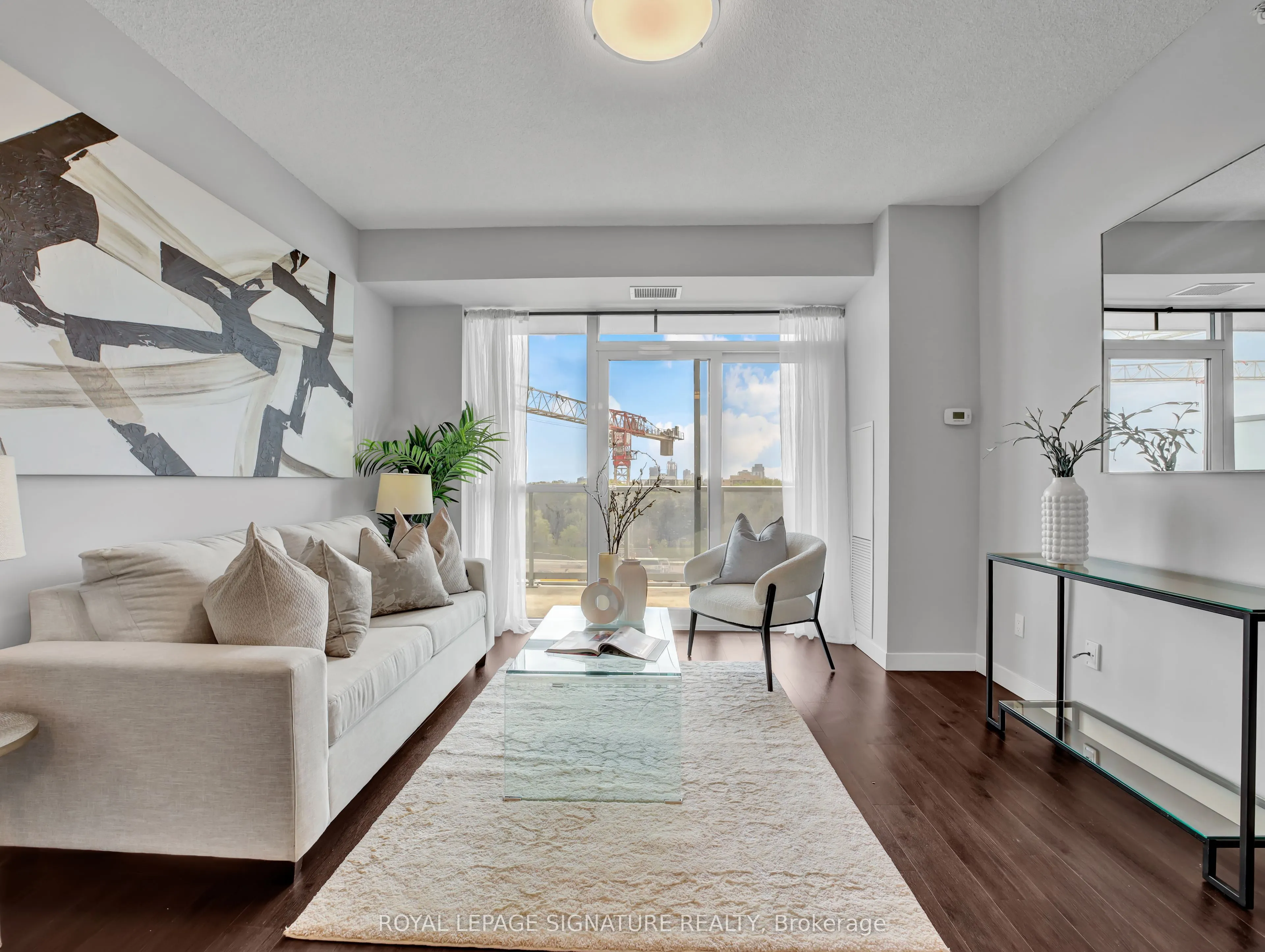 2081 Fairview Street, #610