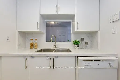 265 Enfield Place, #1008