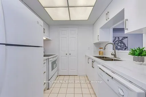 265 Enfield Place, #1008