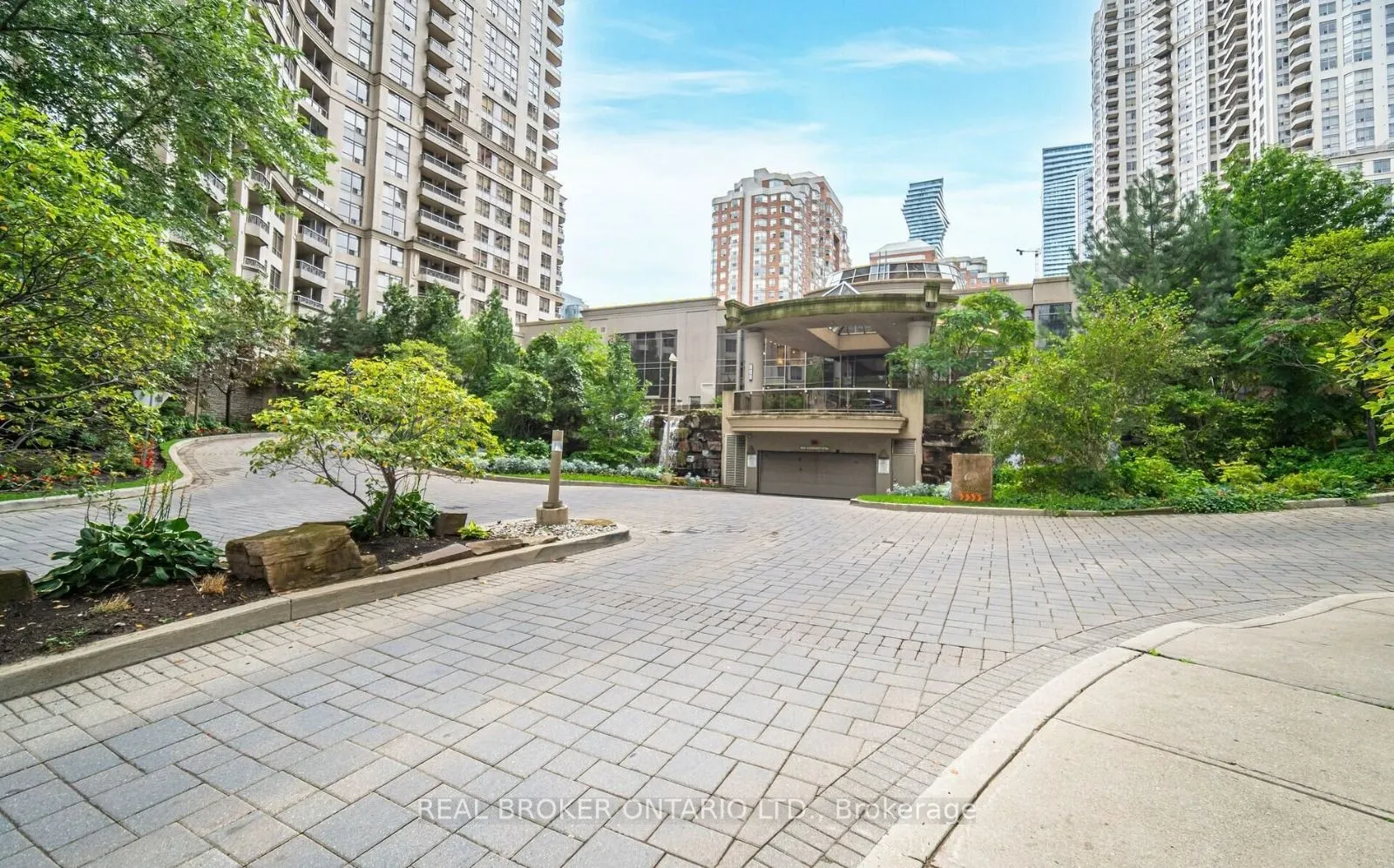 3880 Duke Of York Boulevard, #2803