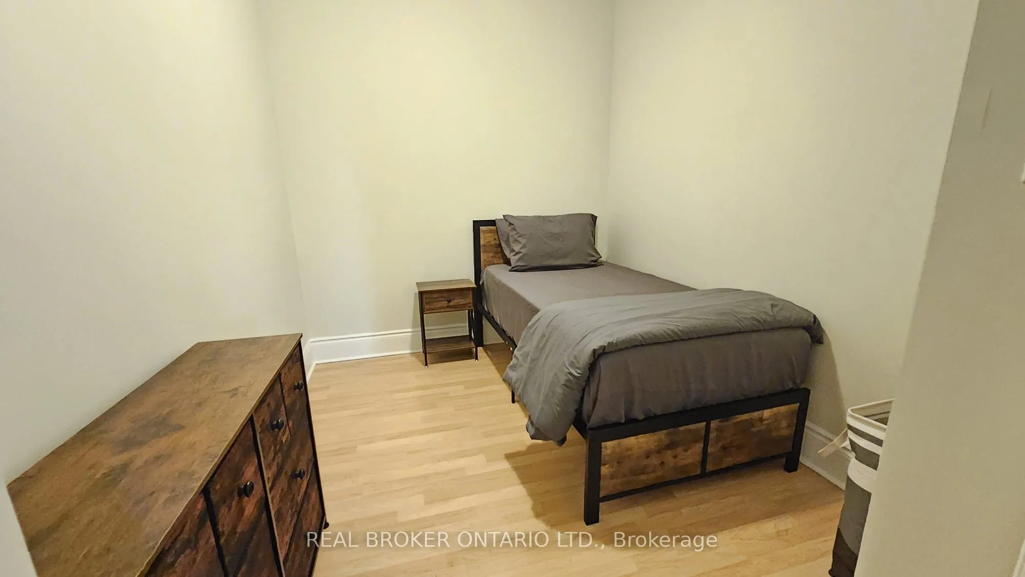 3880 Duke Of York Boulevard, #2803