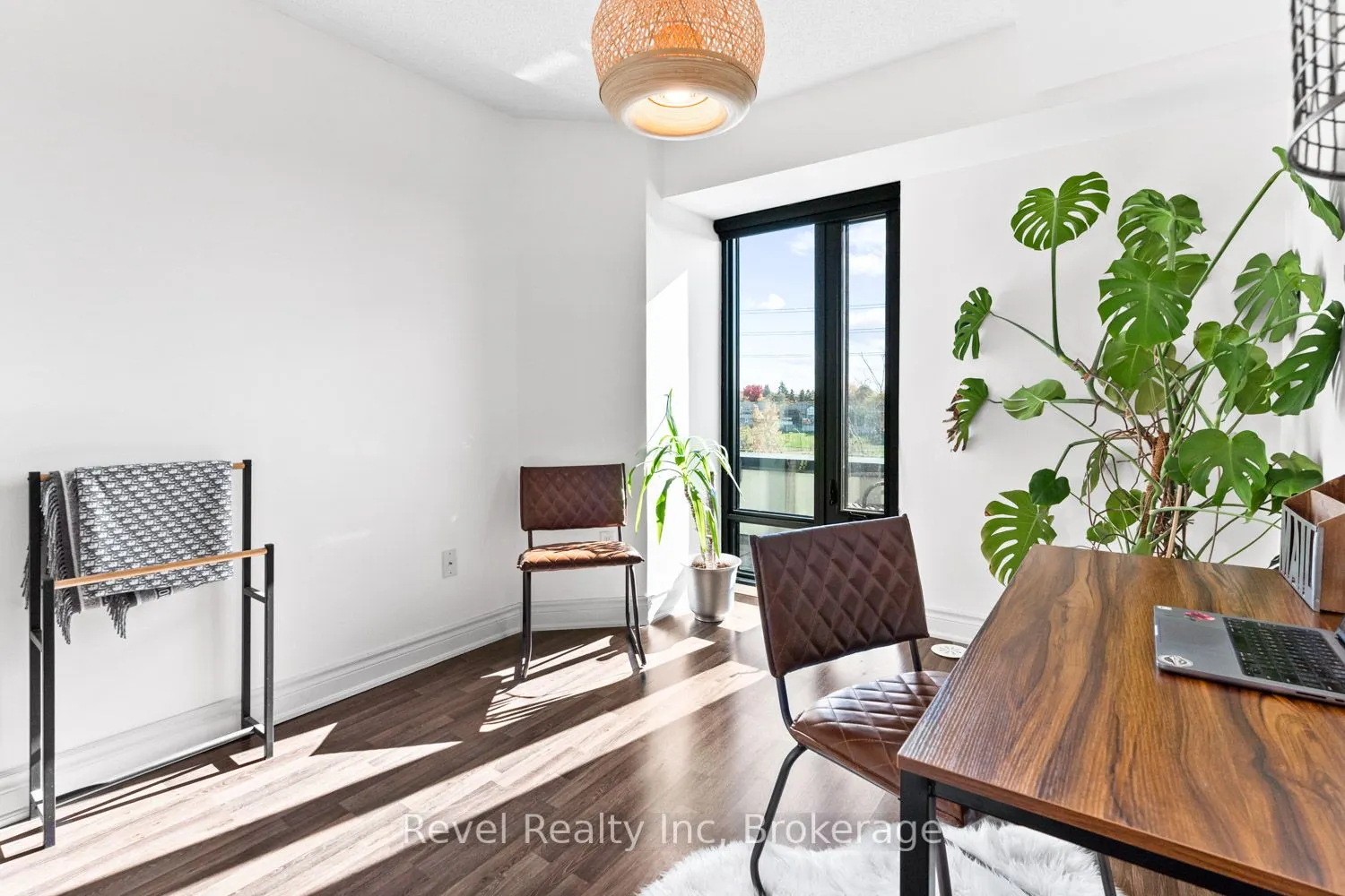 138 Widdicombe Hill Boulevard, #702