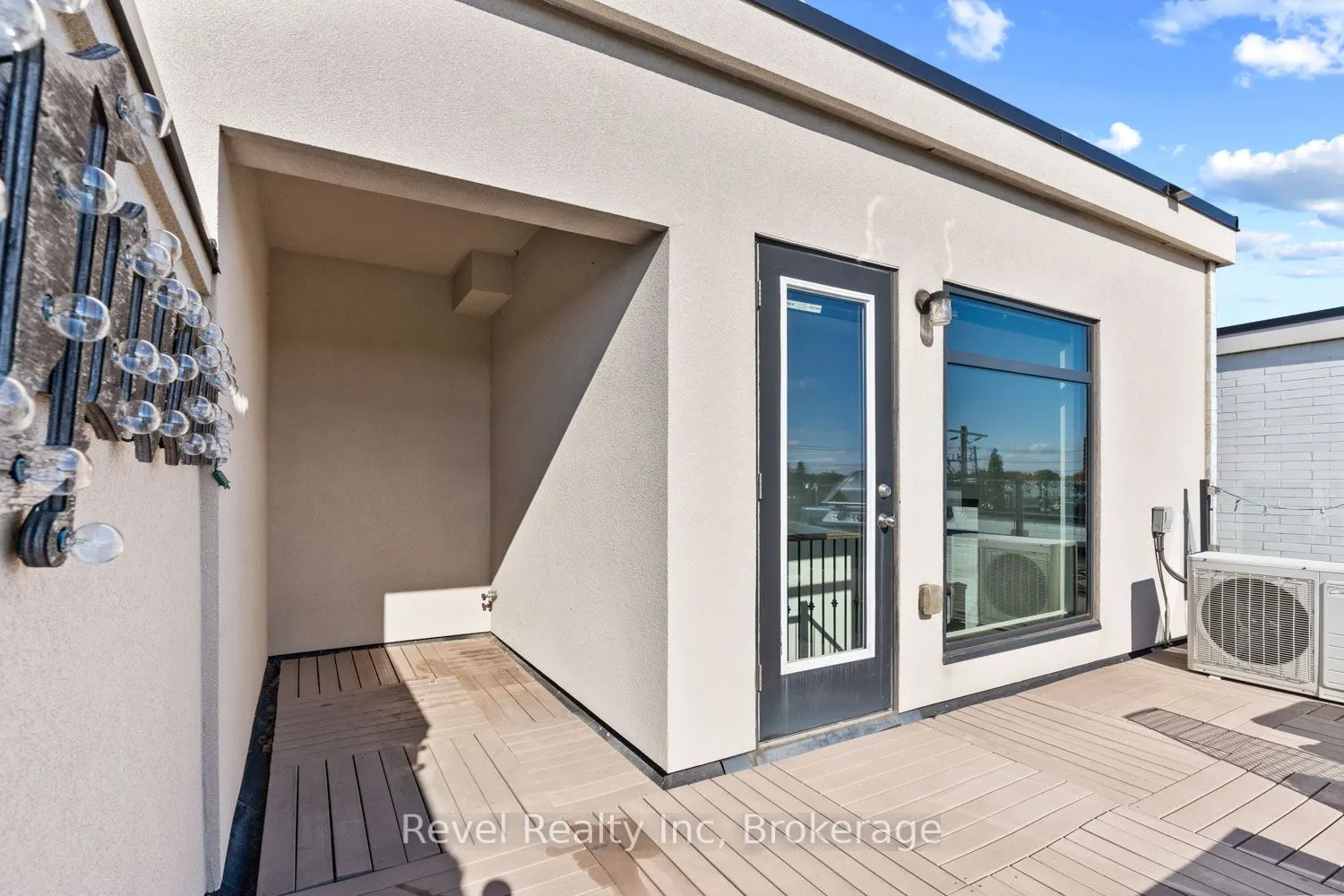 138 Widdicombe Hill Boulevard, #702