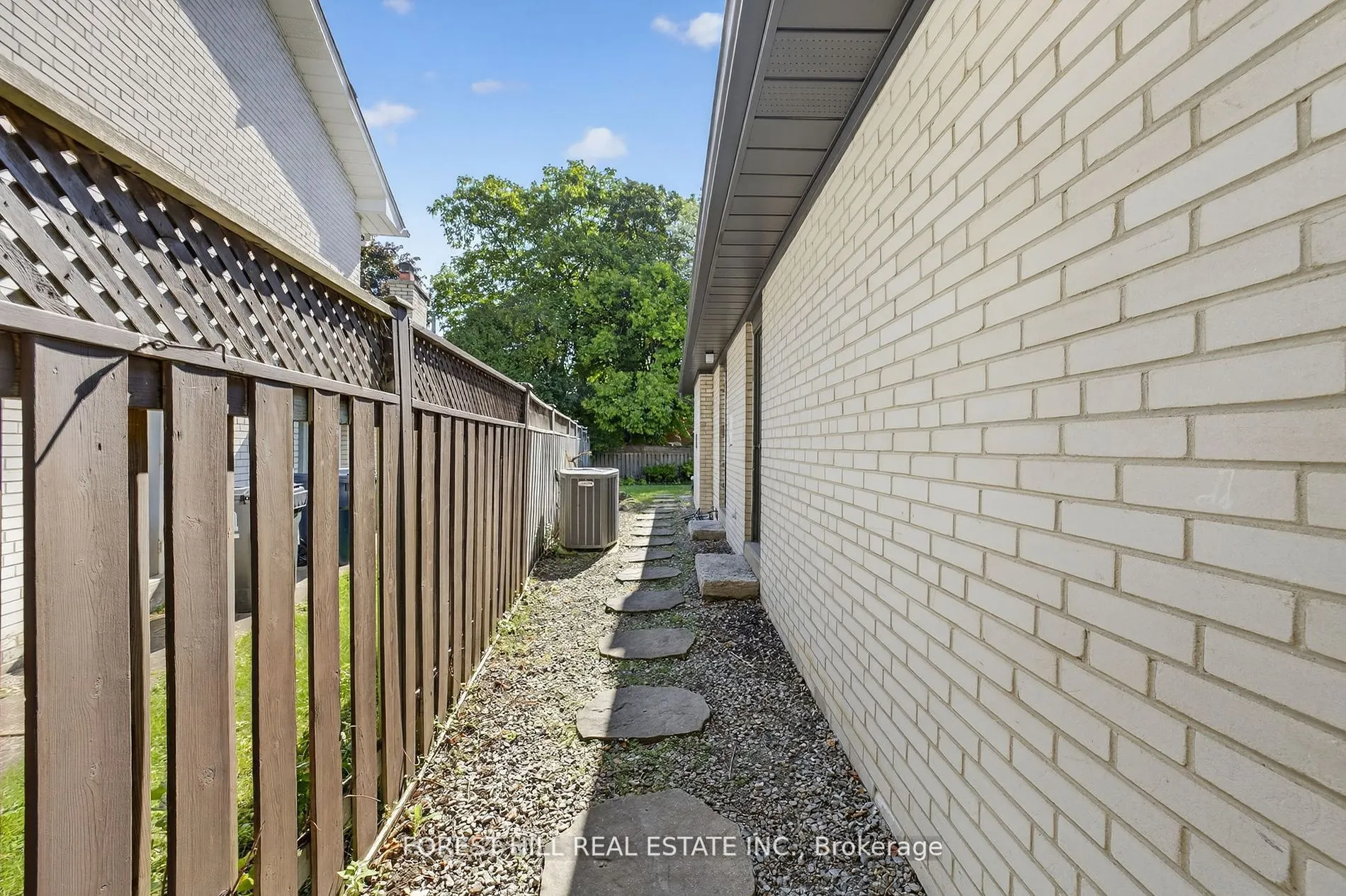 37 Cherry Post Crescent