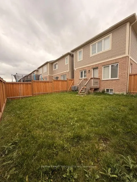 98 Benhurst Crescent