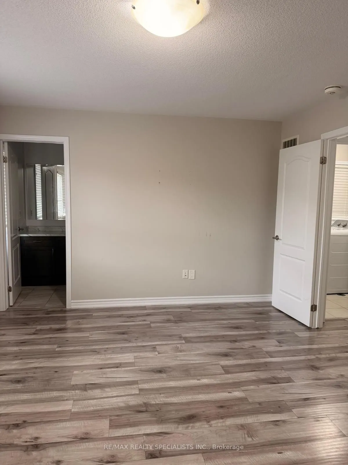 98 Benhurst Crescent