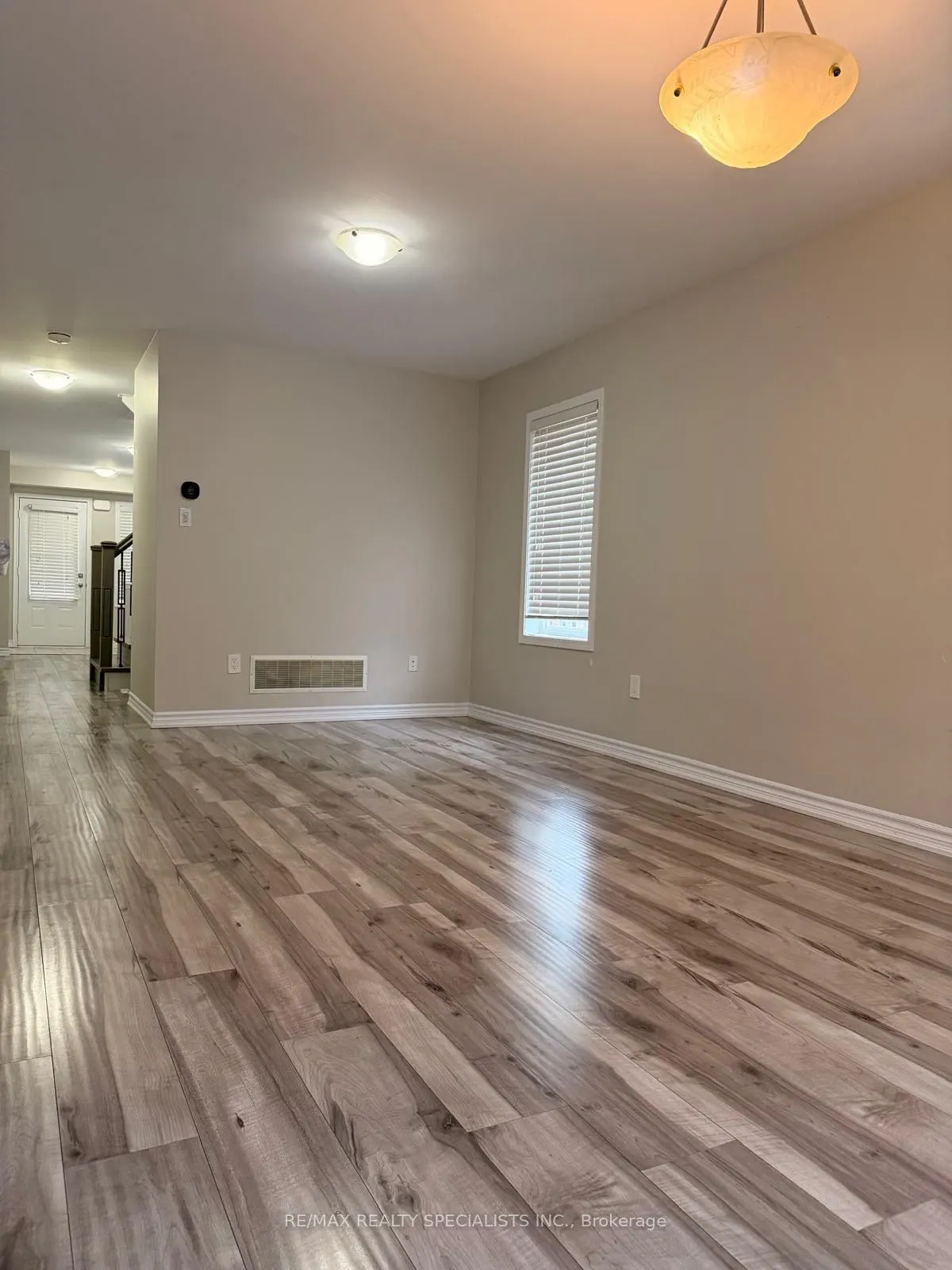 98 Benhurst Crescent