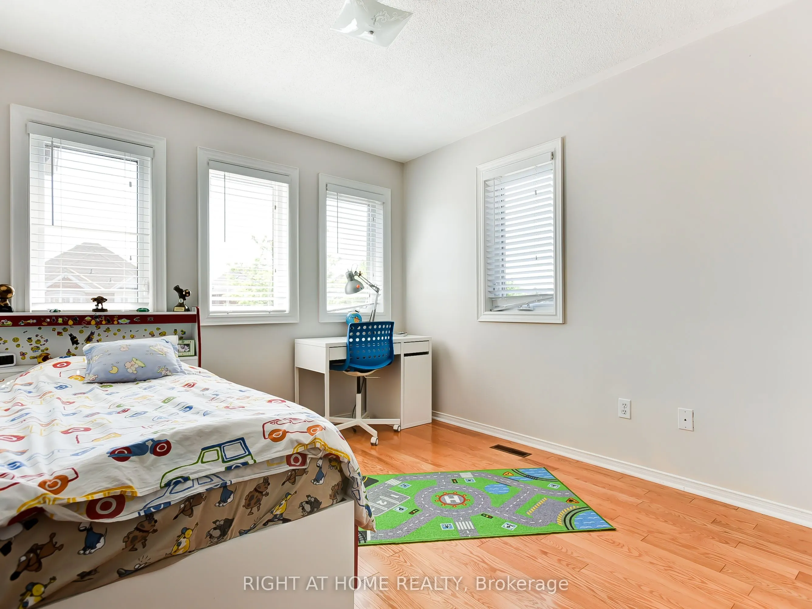 6118 Clover Ridge Court