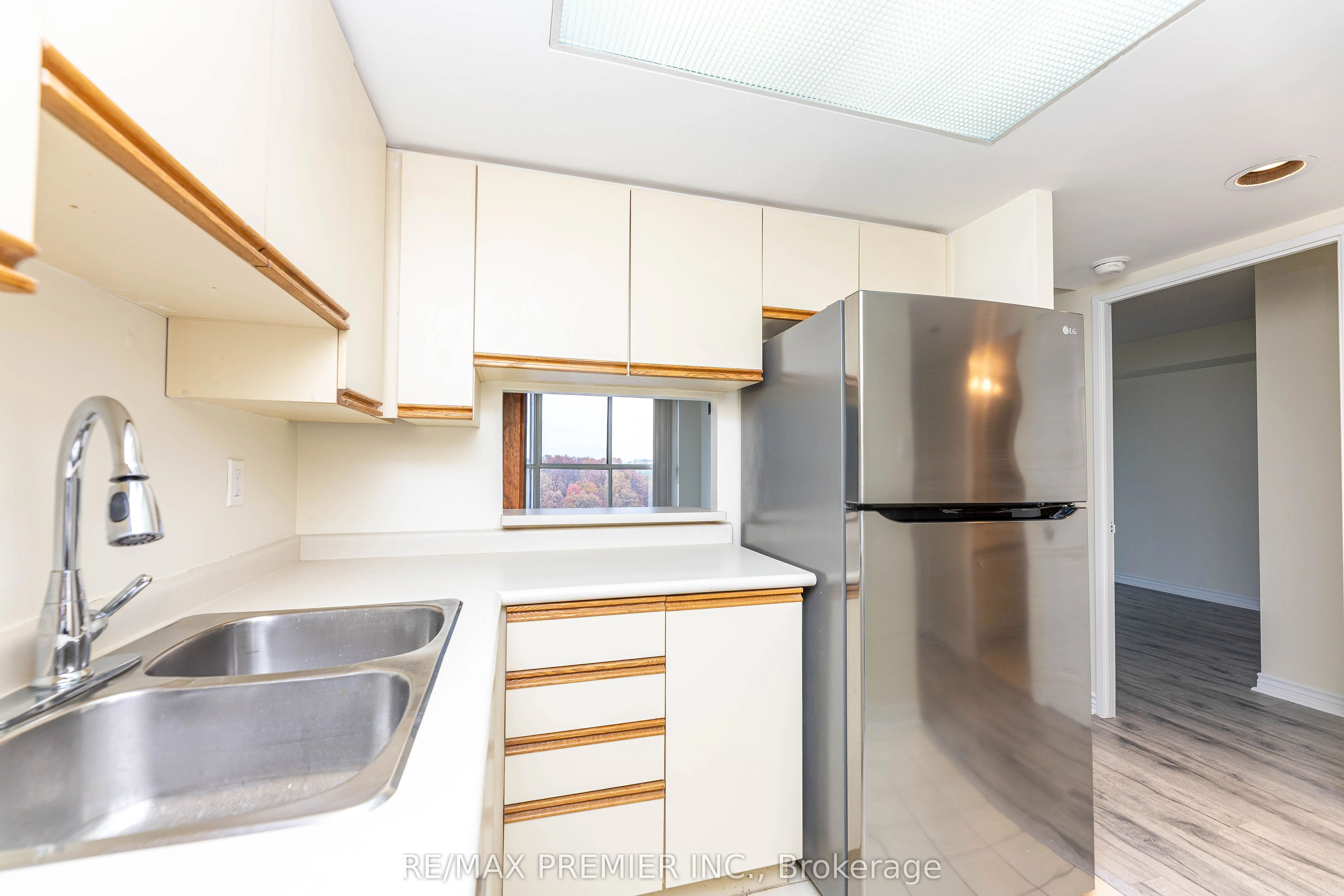 600 Rexdale Boulevard, #907