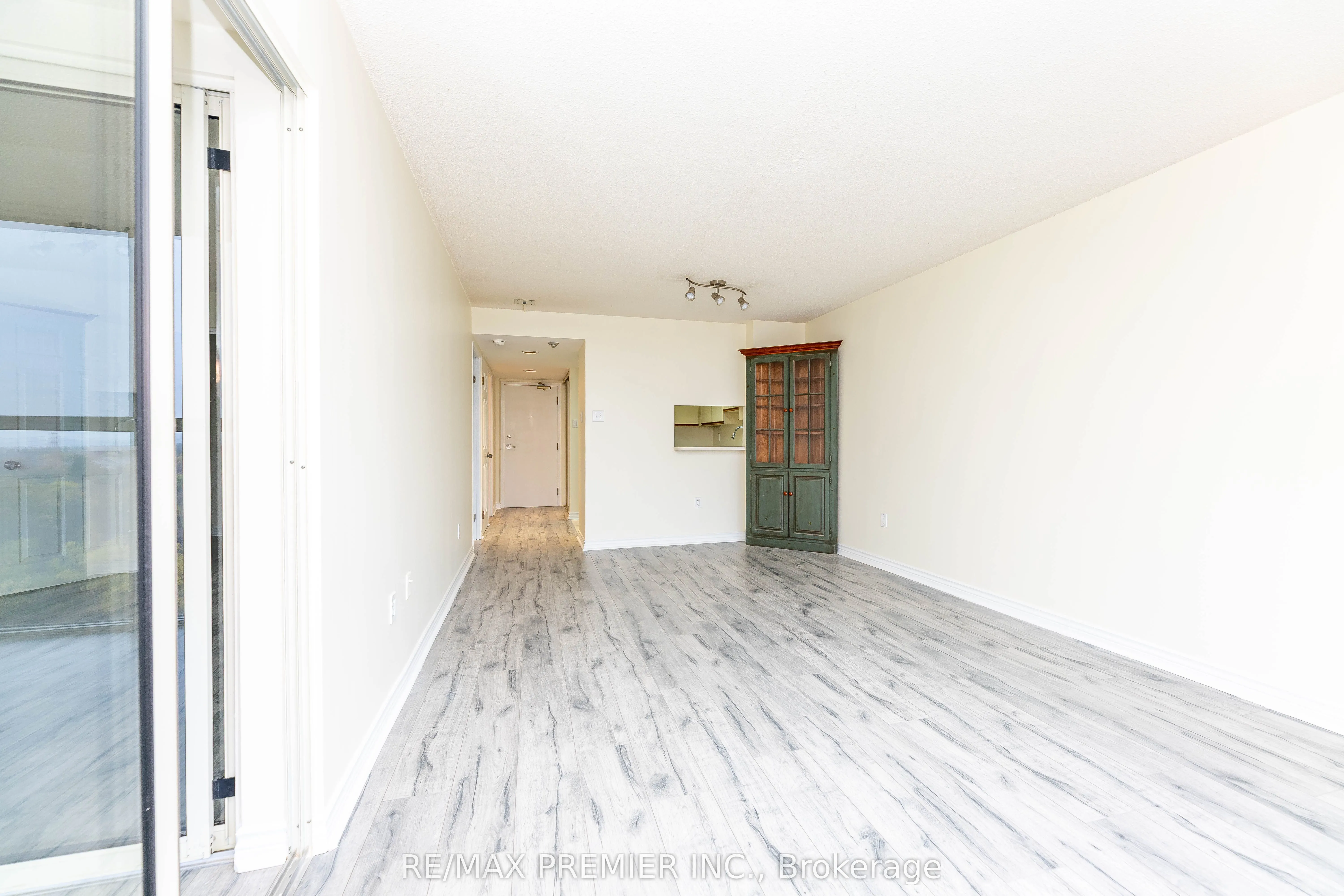 600 Rexdale Boulevard, #907