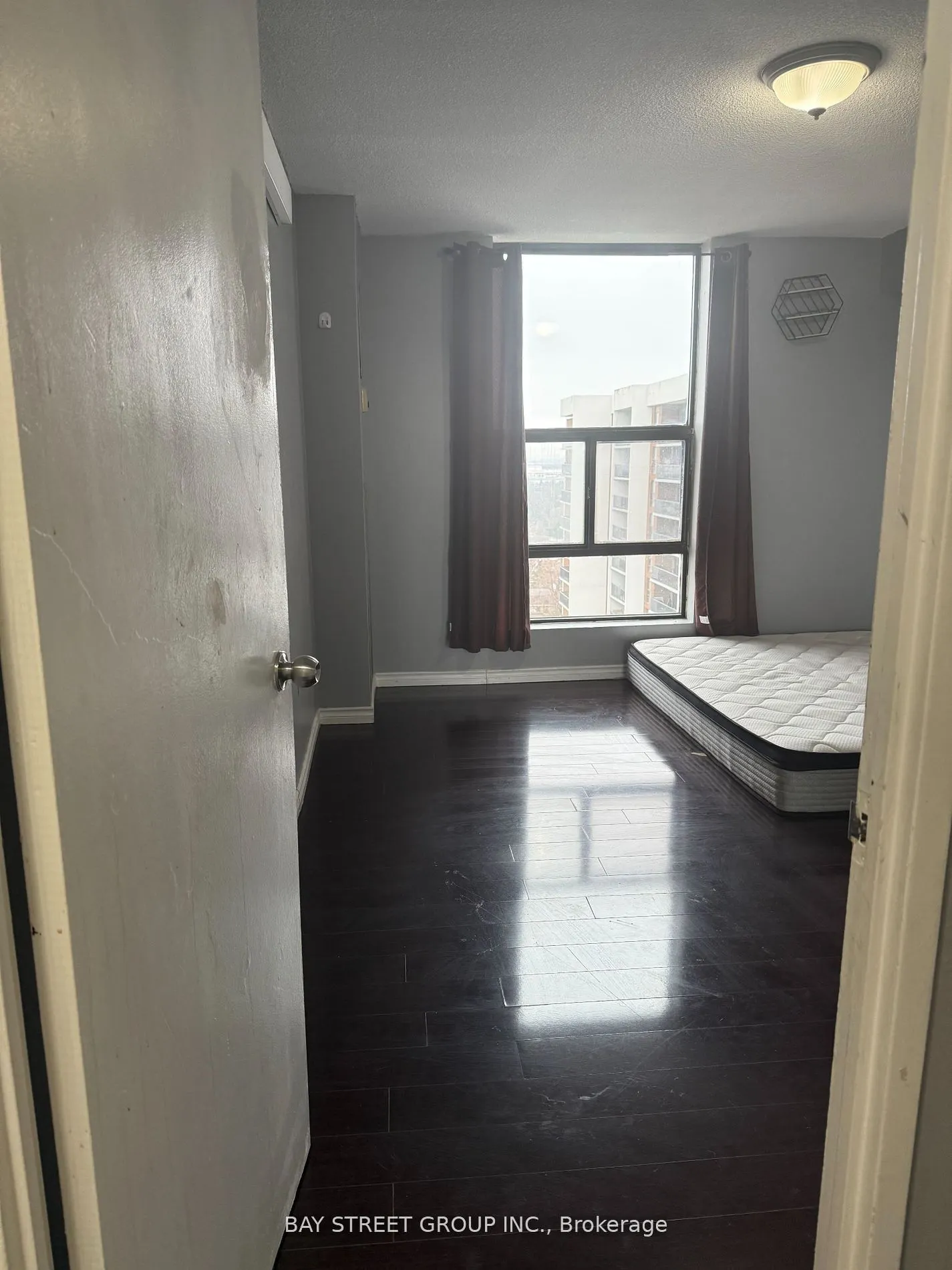 17 Knightsbridge Road, #1803