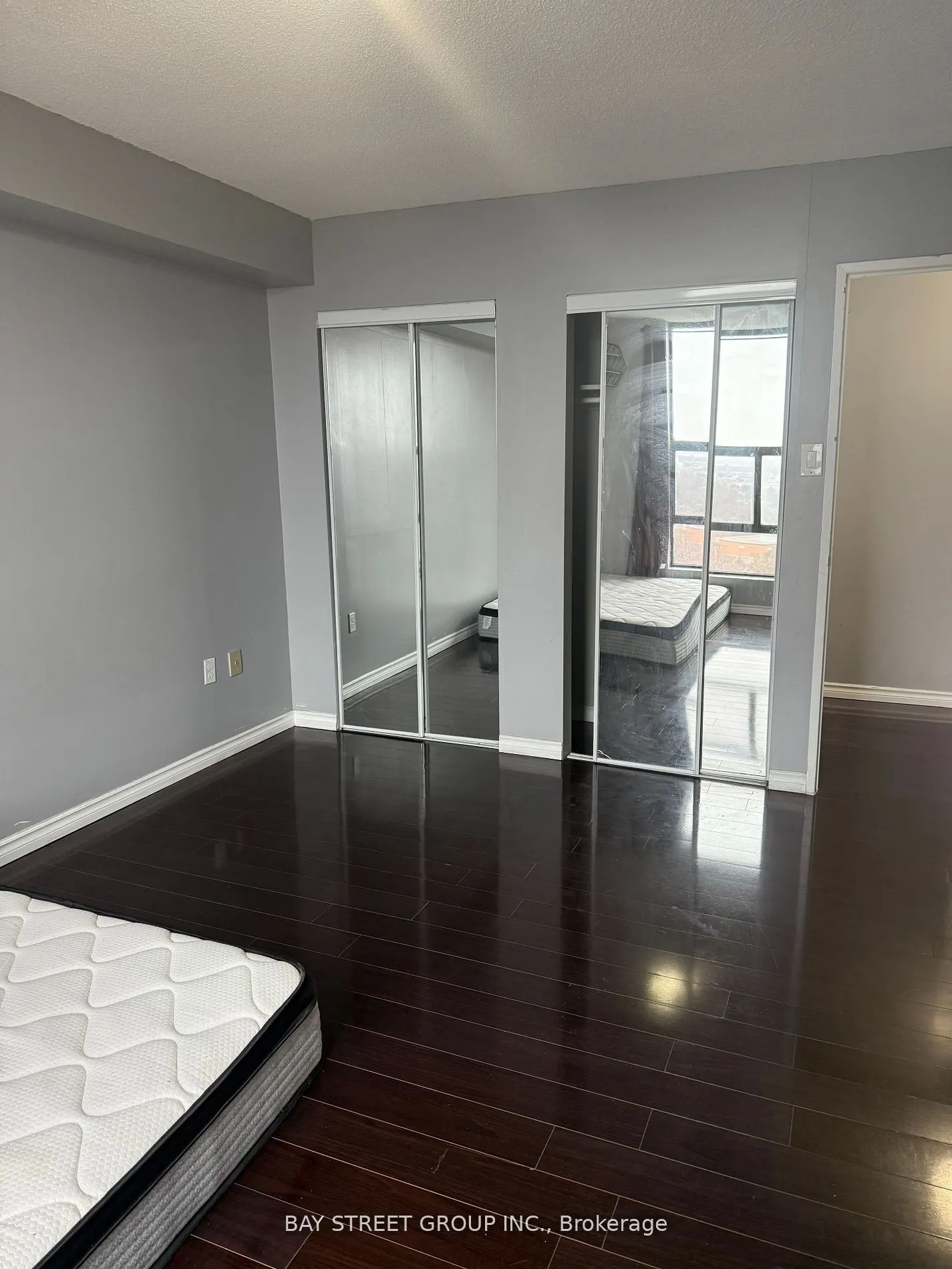 17 Knightsbridge Road, #1803