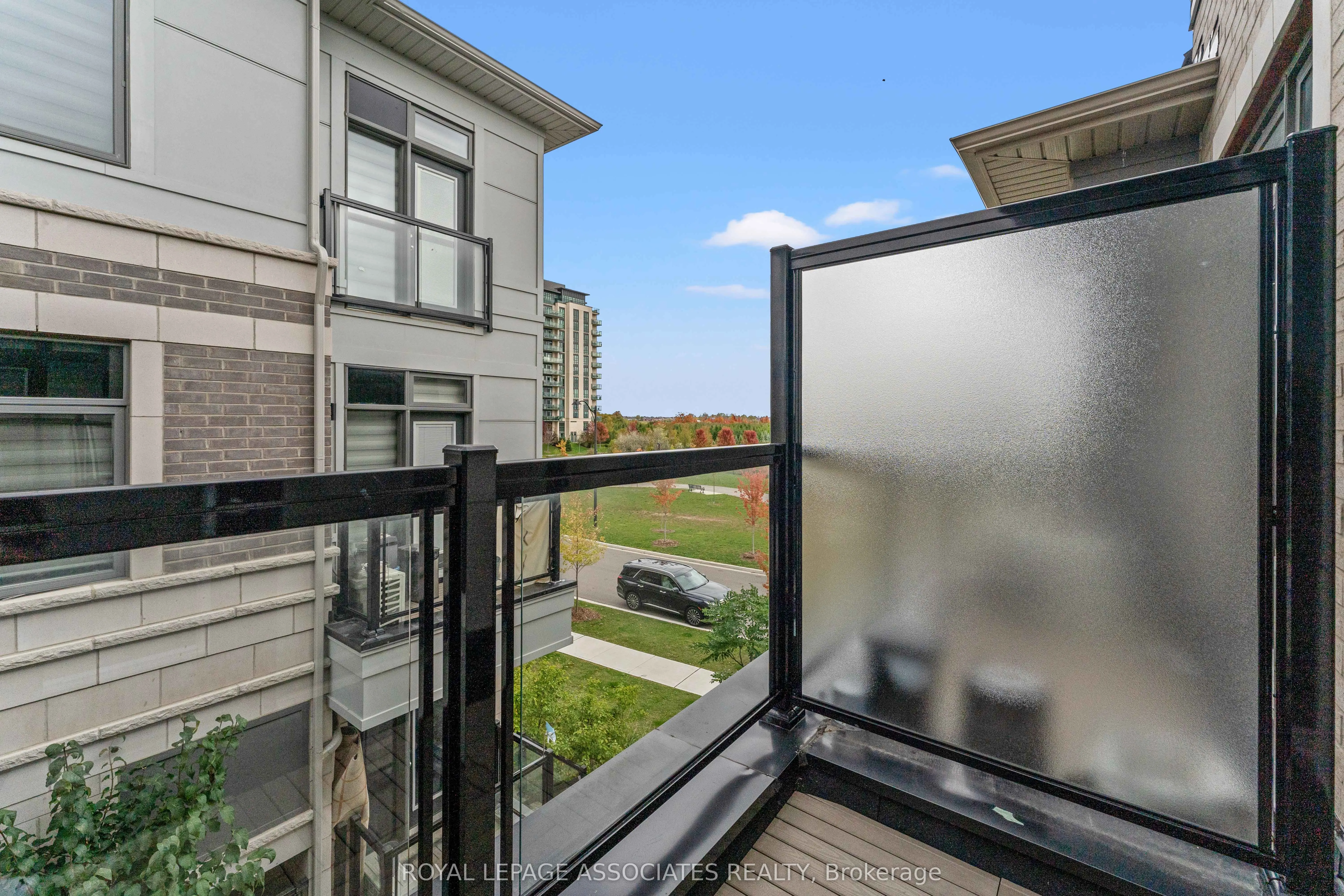 60 Halliford Place, #706