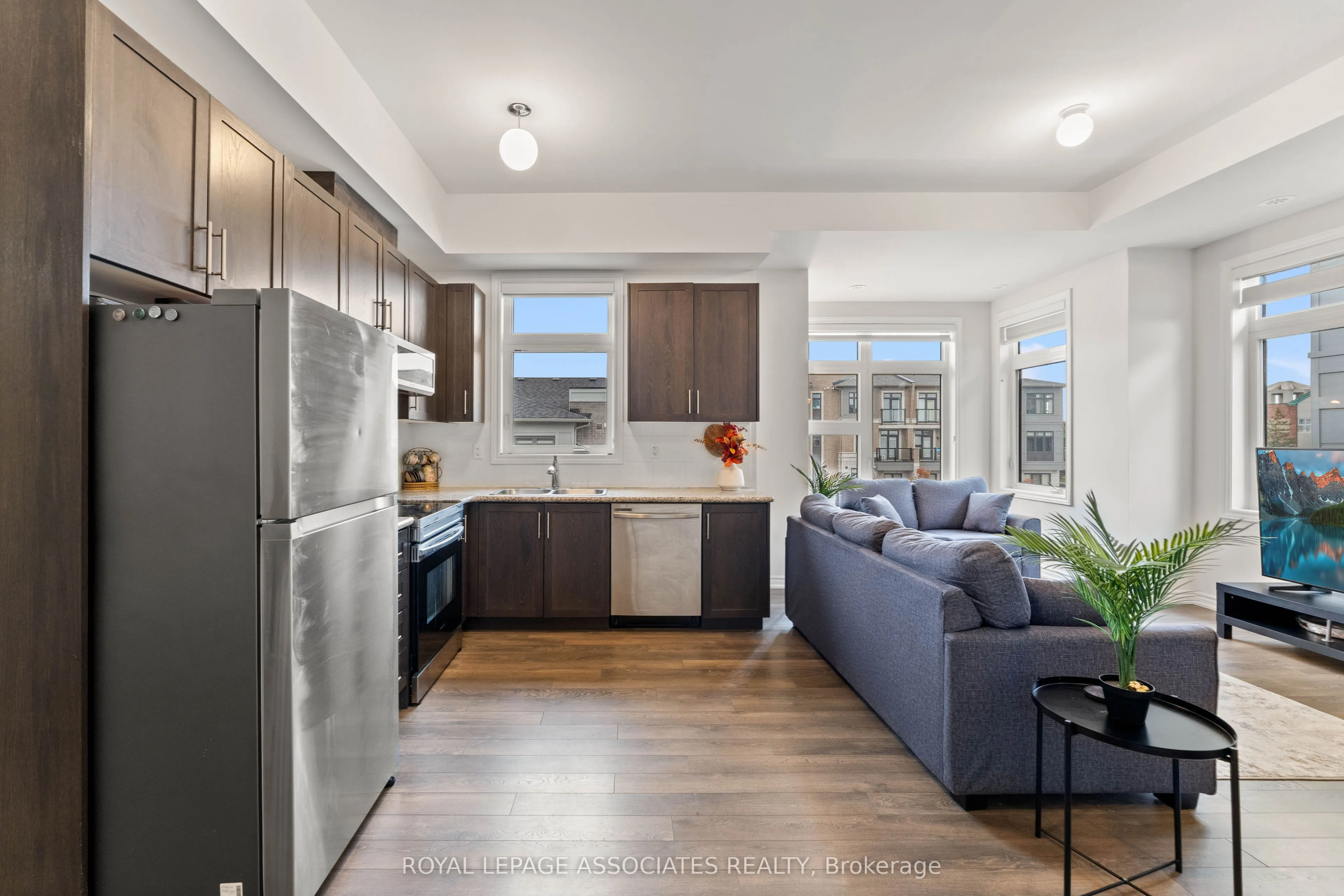 60 Halliford Place, #706